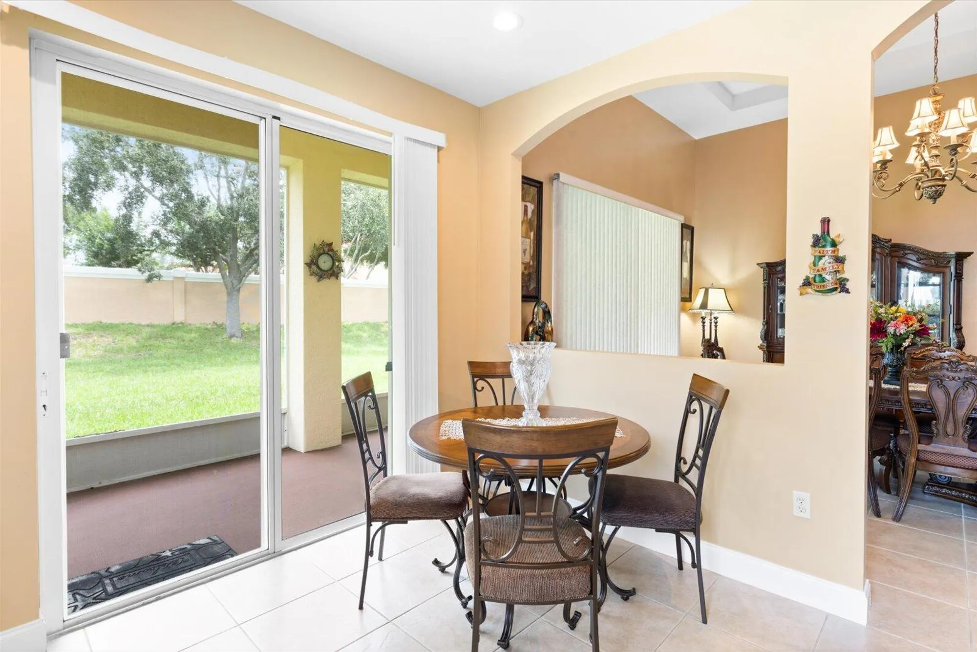 Property Slideshow image 13 of 45 | 447 sw talquin ln, Port Saint Lucie, FL, 34986