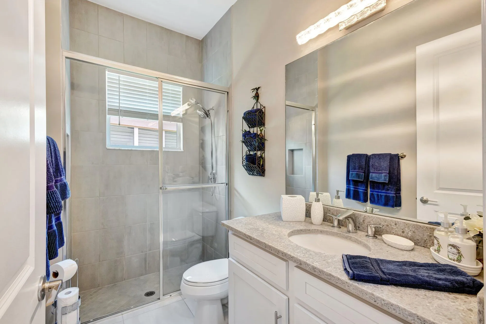 Property Slideshow image 35 of 94 | 11051 sw ivory springs ln, Port Saint Lucie, FL, 34987