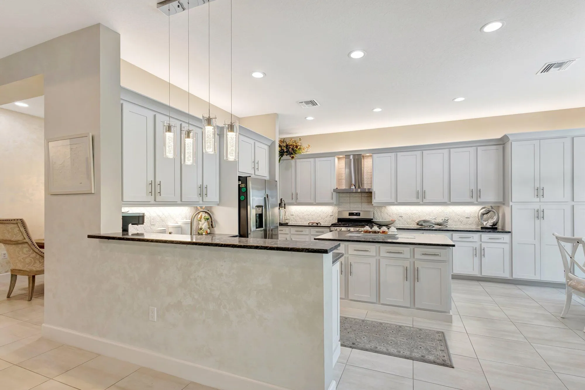 Property Slideshow image 13 of 94 | 11051 sw ivory springs ln, Port Saint Lucie, FL, 34987