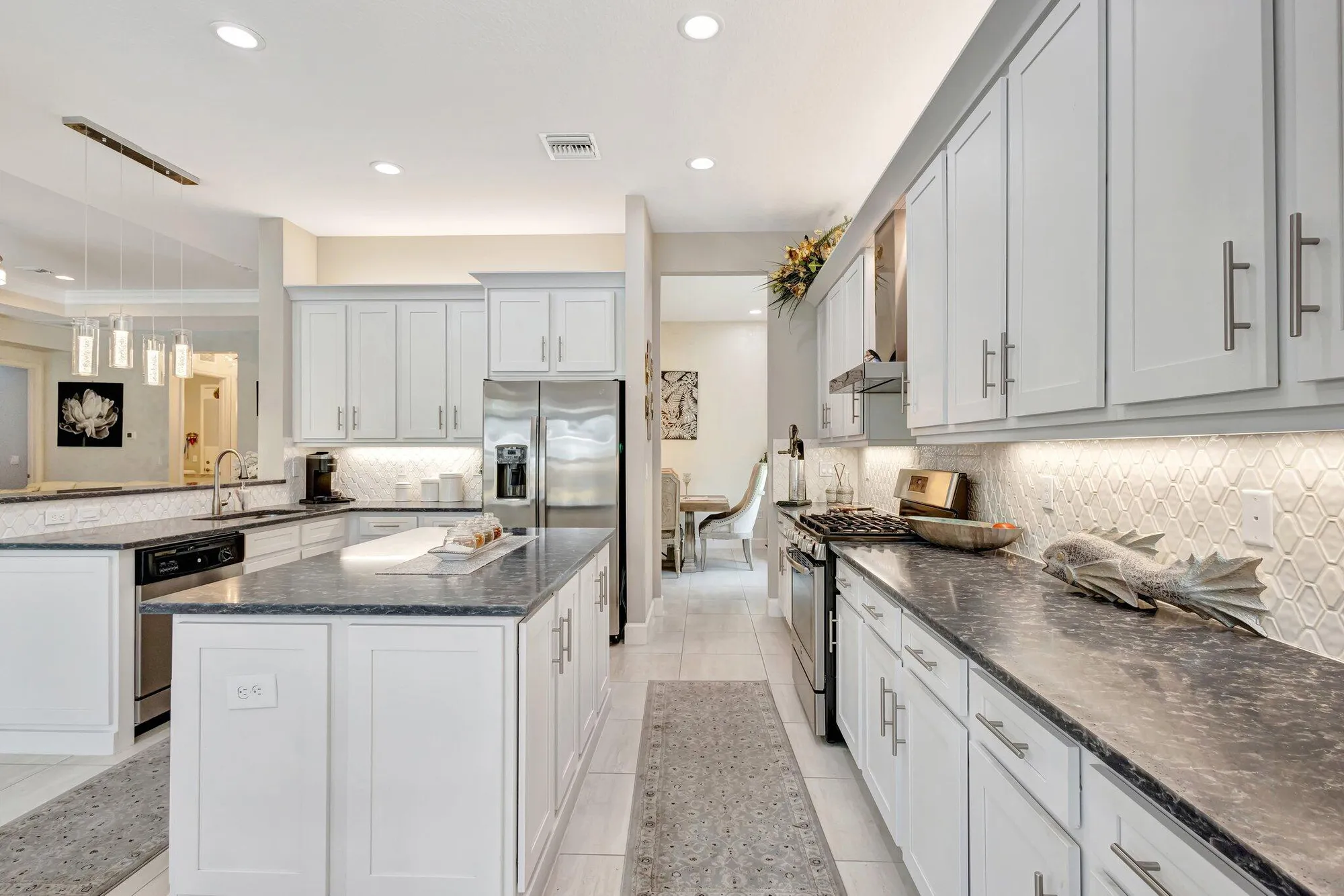 Property Slideshow image 16 of 94 | 11051 sw ivory springs ln, Port Saint Lucie, FL, 34987