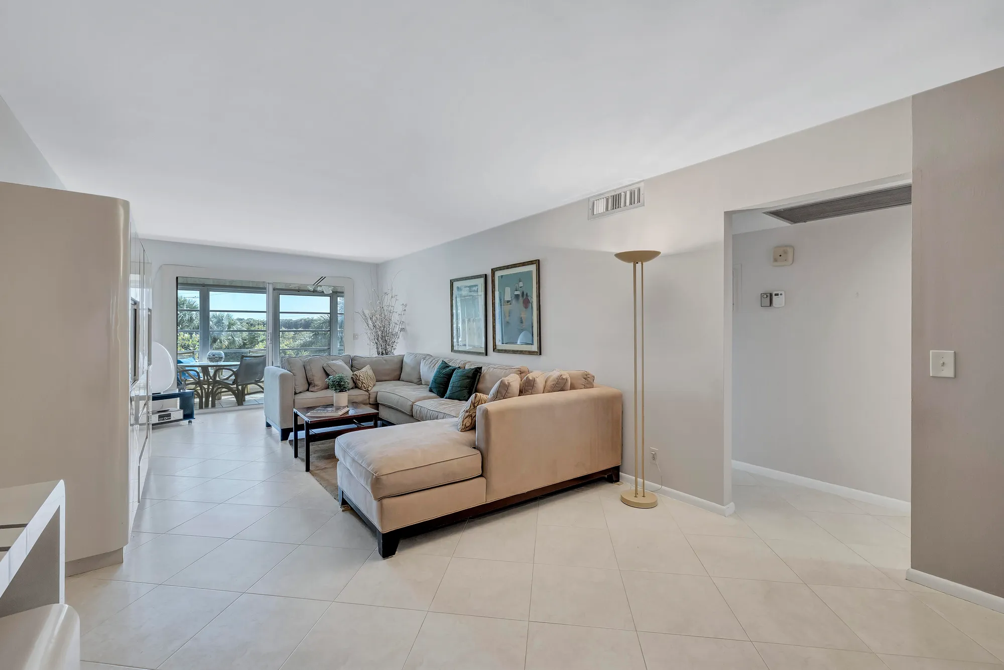 Property Slideshow image 7 of 48 | 3001 lincoln a # 3001, Boca Raton, FL, 33434