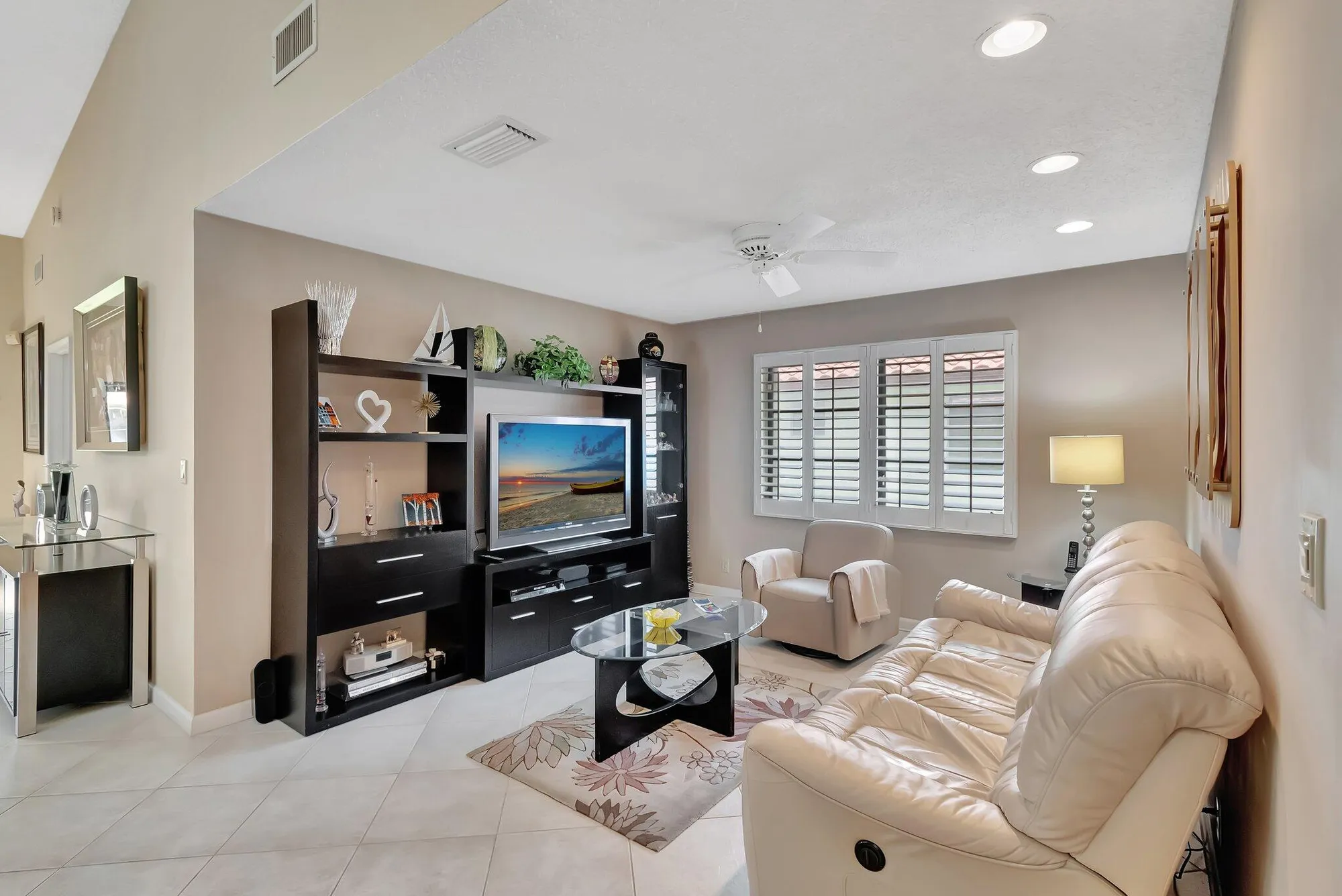 Property Slideshow image 15 of 92 | 6375 kings gate cir, Delray Beach, FL, 33484