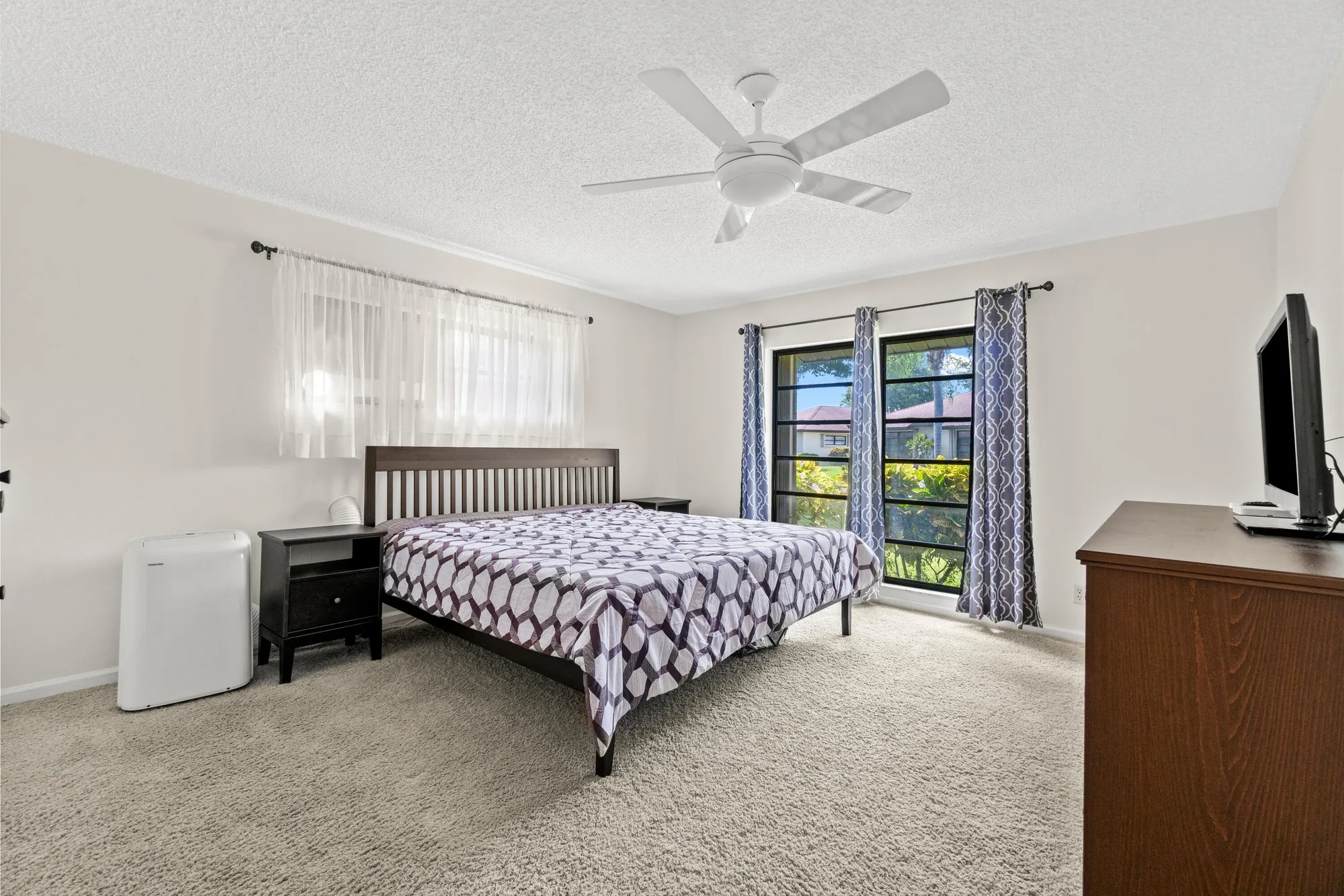 Property Slideshow image 16 of 28 | 4858 equestrian rd b, Boynton Beach, FL, 33436