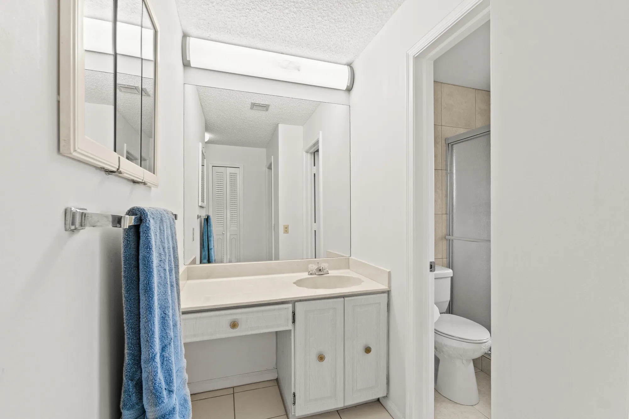 Property Slideshow image 19 of 28 | 4858 equestrian rd b, Boynton Beach, FL, 33436