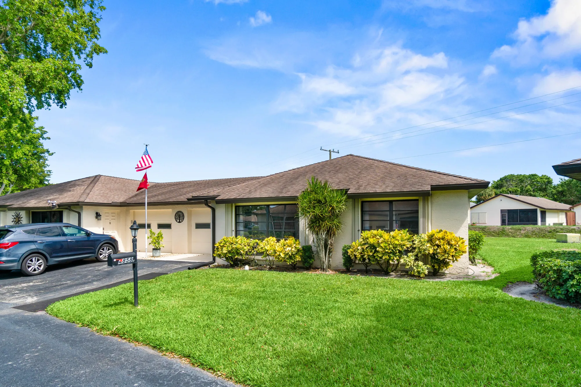 Property Slideshow image 2 of 28 | 4858 equestrian rd b, Boynton Beach, FL, 33436