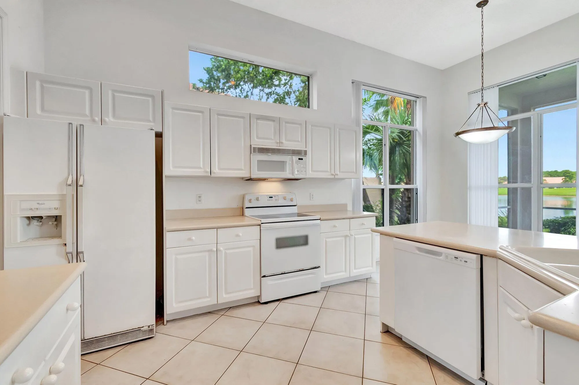 Property Slideshow image 19 of 100 | 6943 fairway lakes dr, Boynton Beach, FL, 33472
