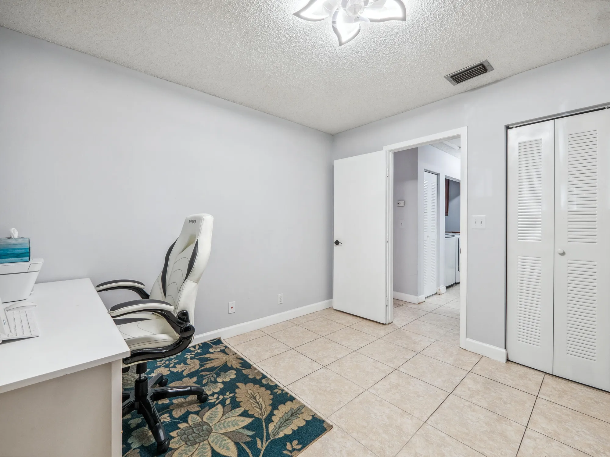 Property Slideshow image 12 of 17 | 8761 echo ln, Boca Raton, FL, 33496