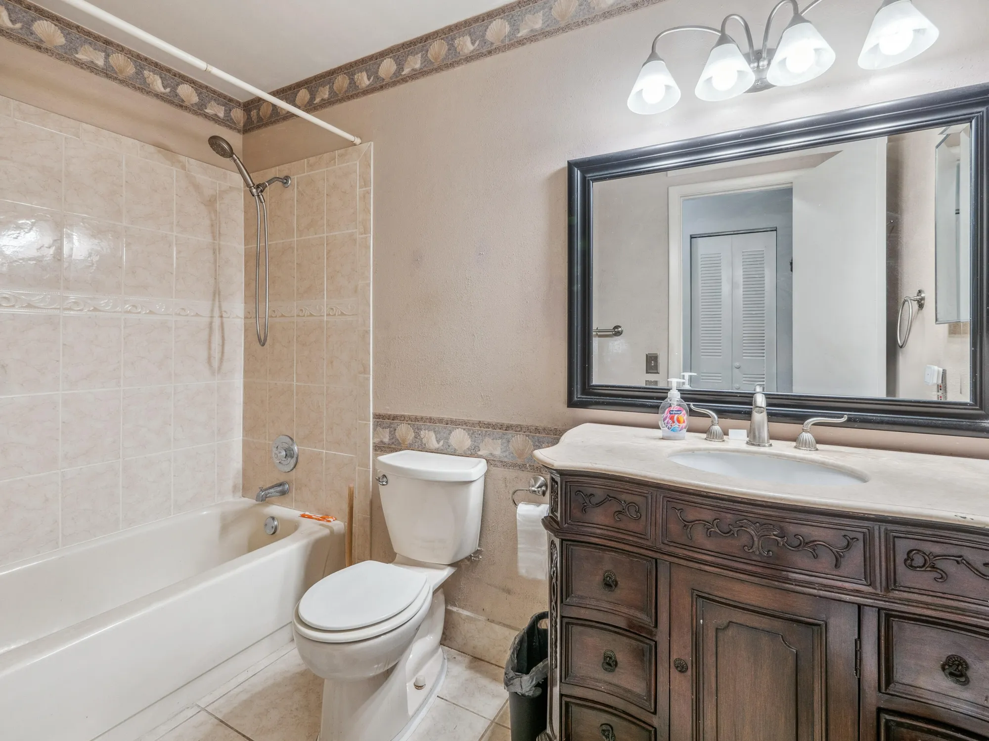 Property Slideshow image 14 of 17 | 8761 echo ln, Boca Raton, FL, 33496