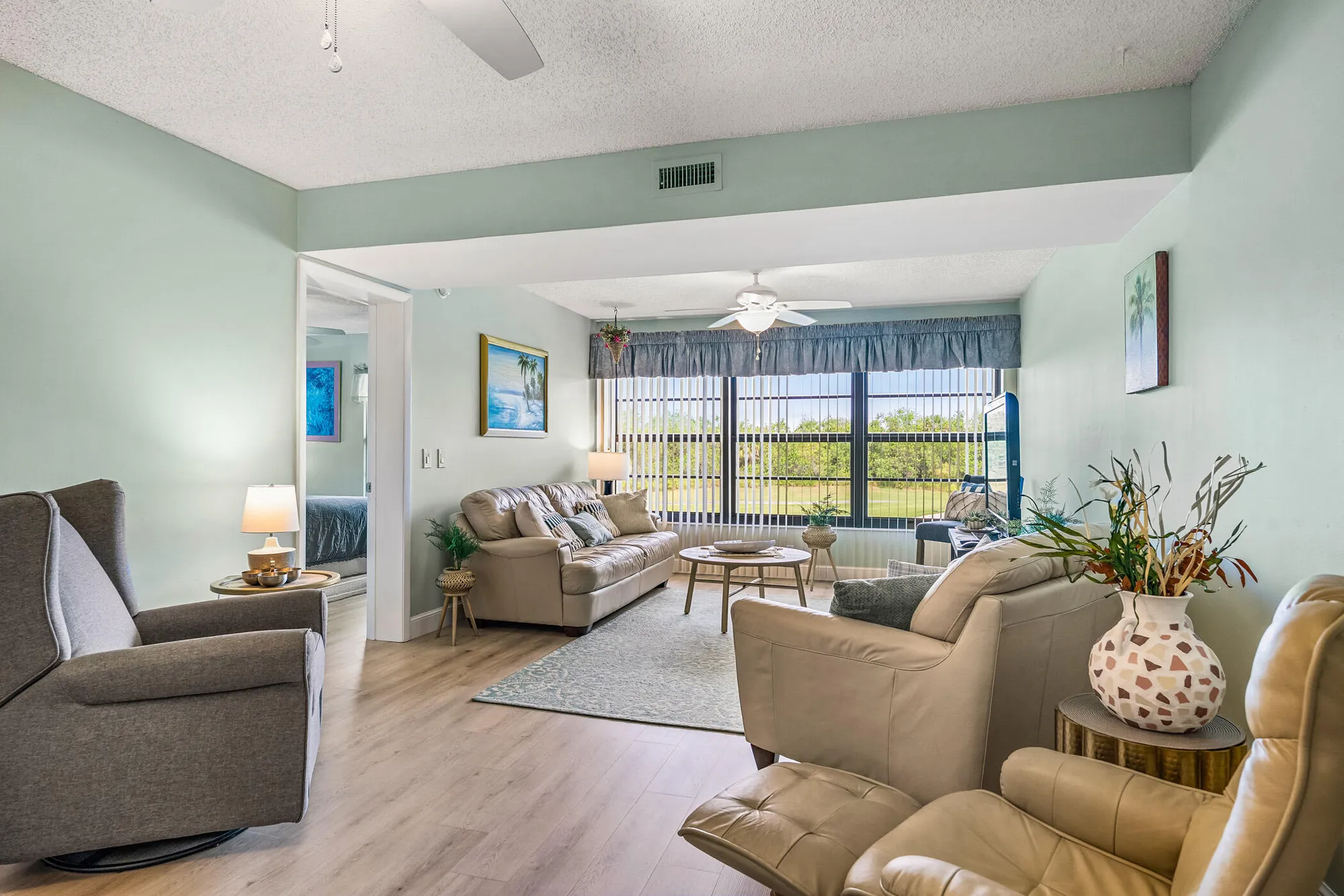 Property Slideshow image 3 of 59 | 28 plantation dr 204, Vero Beach, FL, 32966