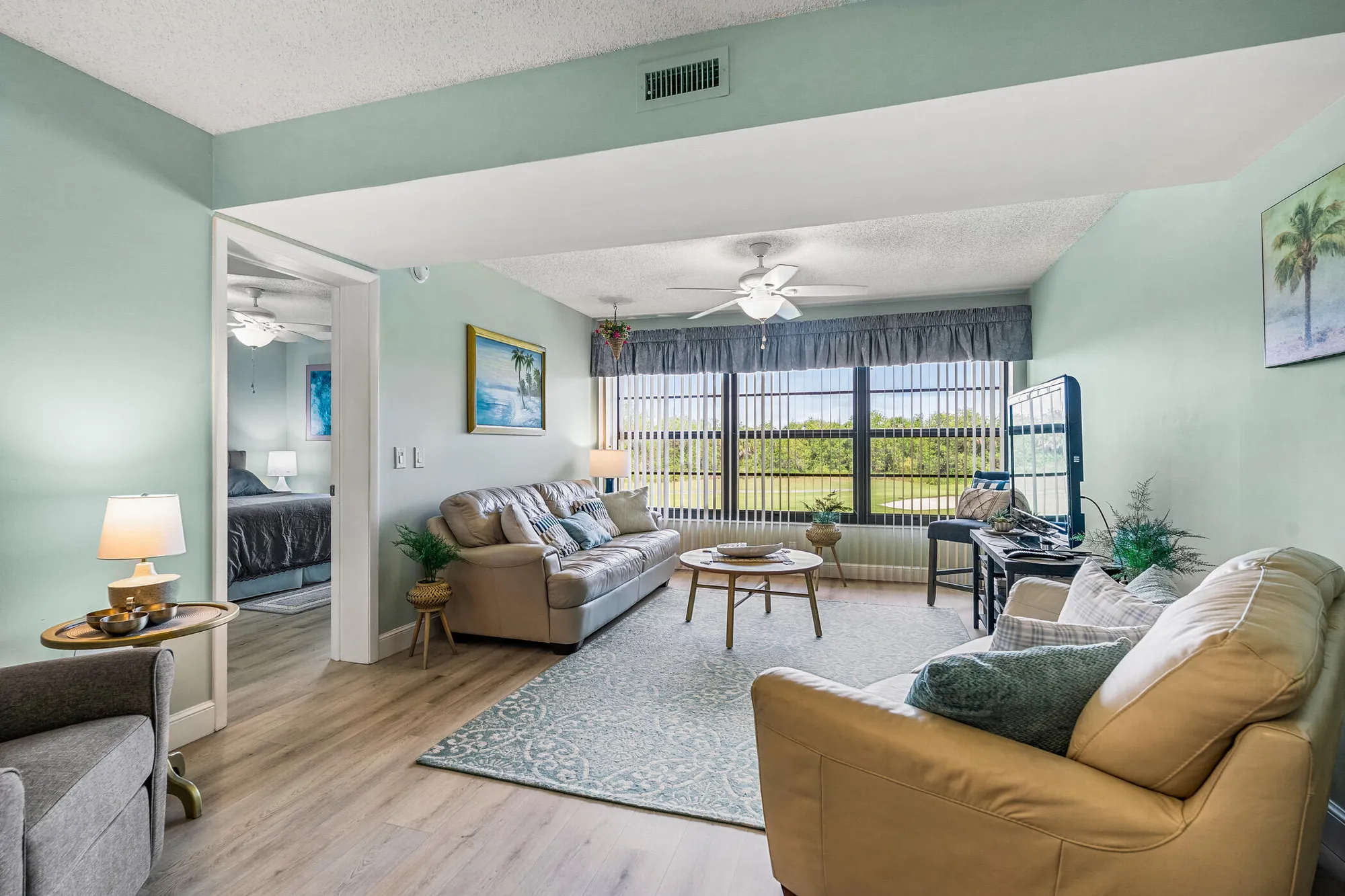Property Slideshow image 4 of 59 | 28 plantation dr 204, Vero Beach, FL, 32966