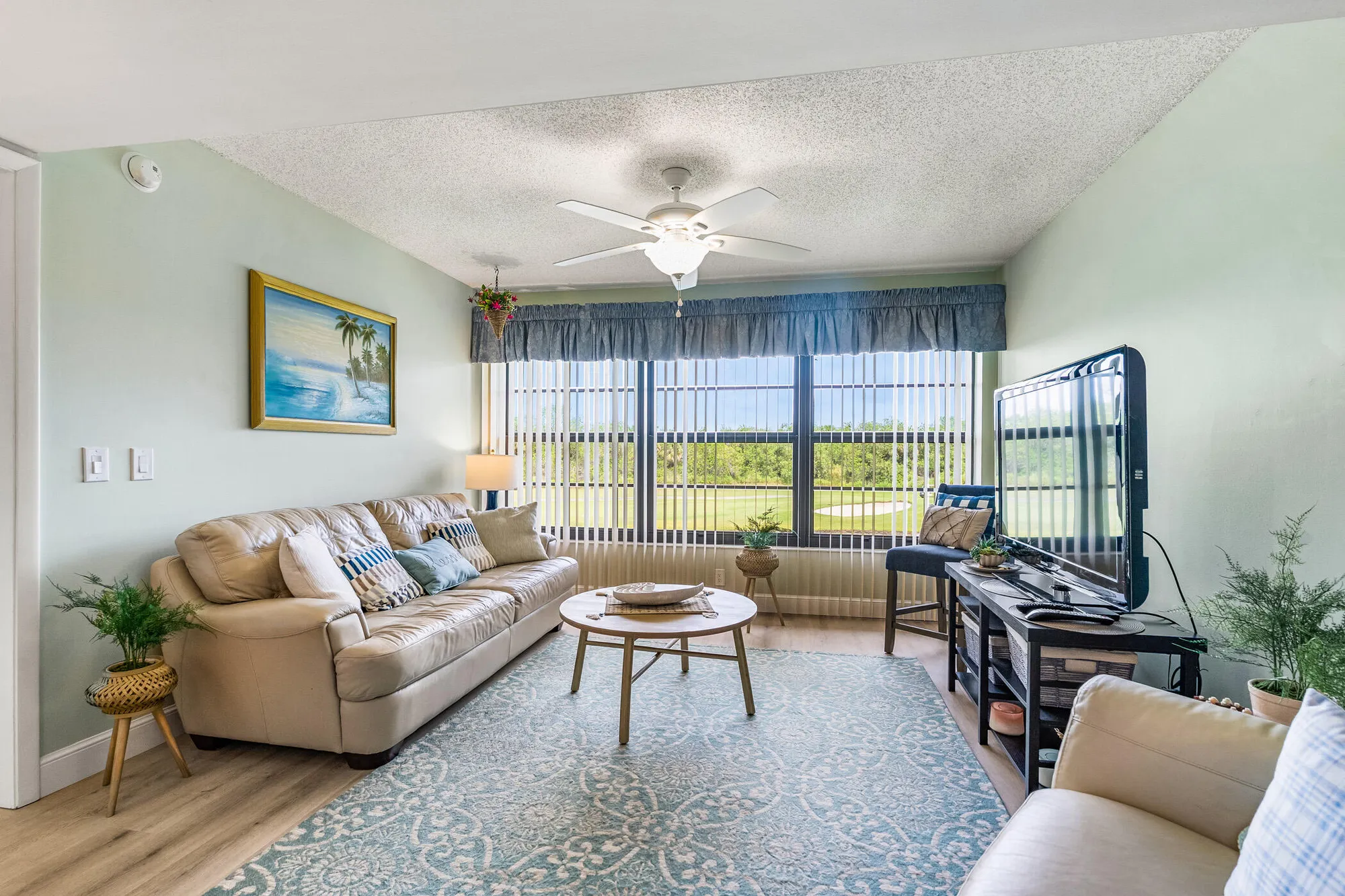 Property Slideshow image 7 of 59 | 28 plantation dr 204, Vero Beach, FL, 32966