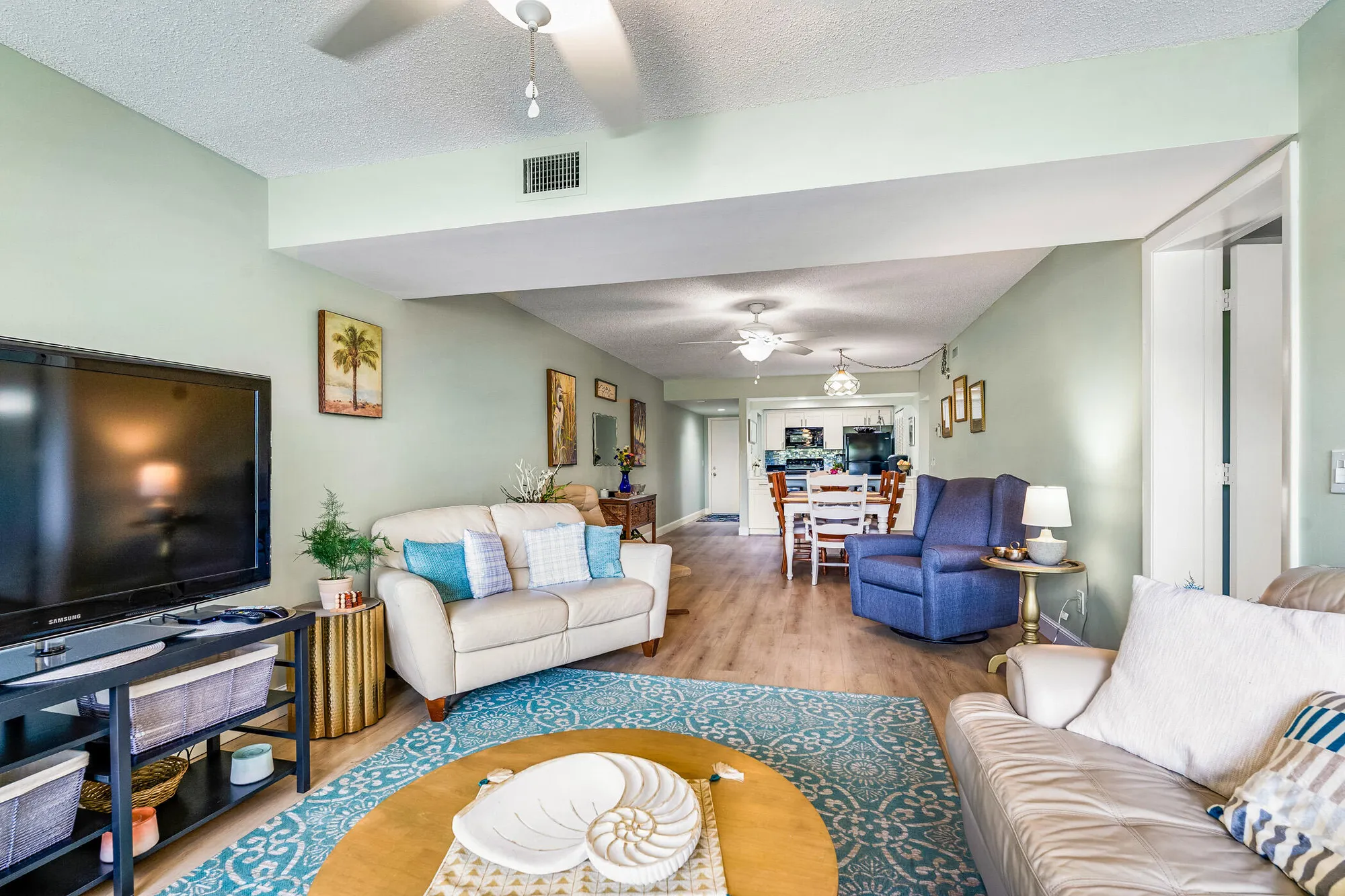 Property Slideshow image 11 of 59 | 28 plantation dr 204, Vero Beach, FL, 32966