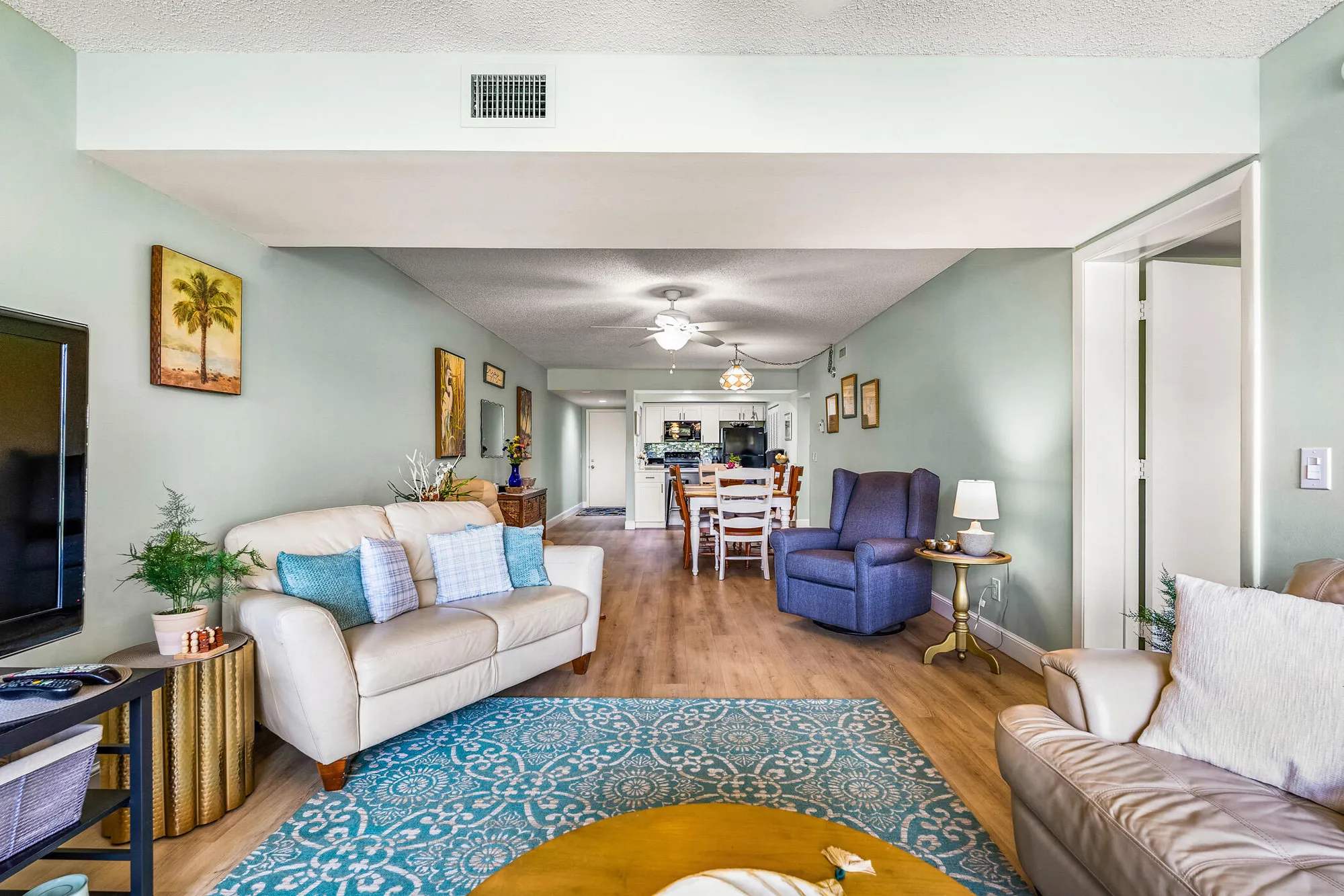 Property Slideshow image 12 of 59 | 28 plantation dr 204, Vero Beach, FL, 32966