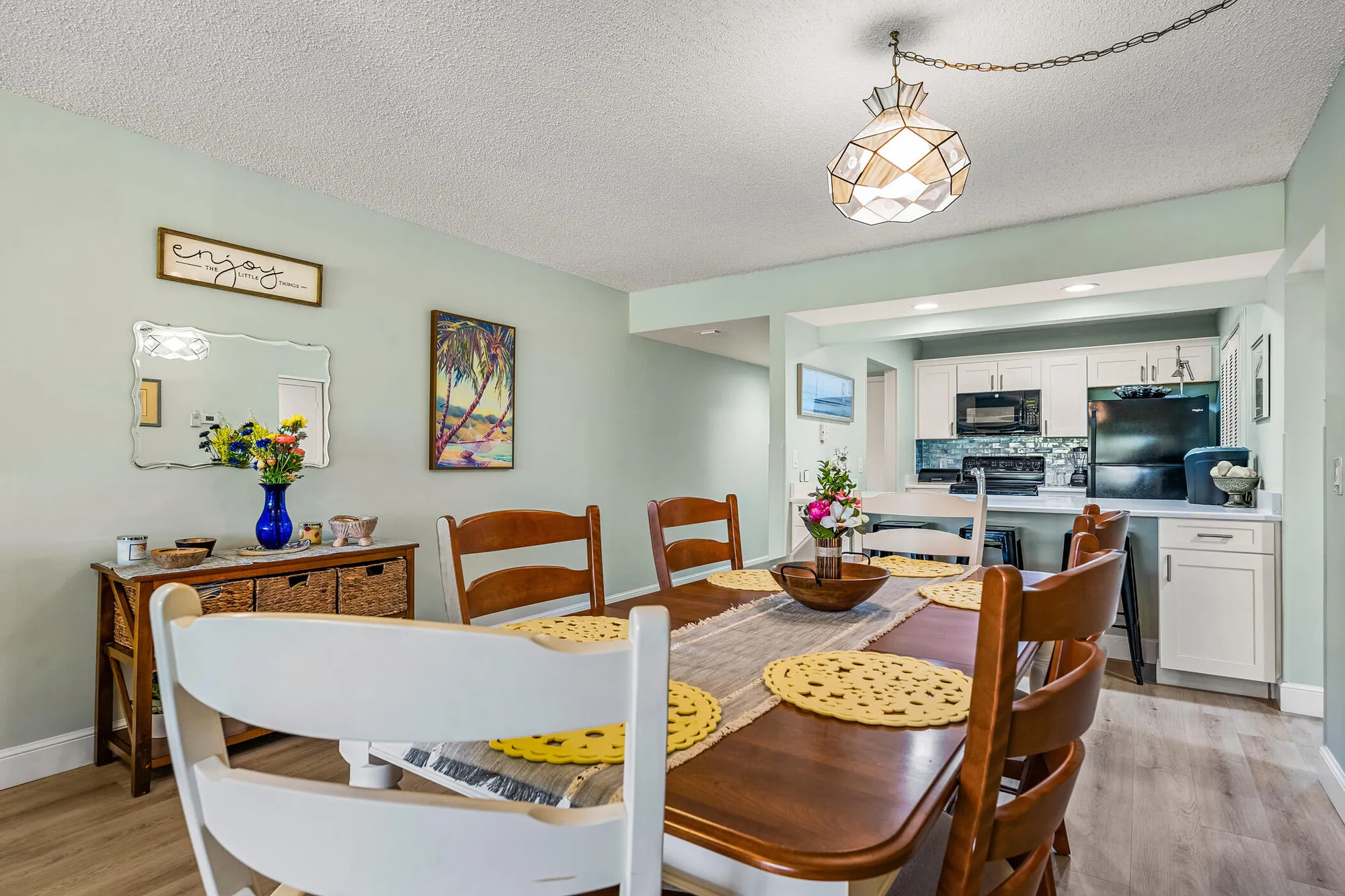 Property Slideshow image 16 of 59 | 28 plantation dr 204, Vero Beach, FL, 32966