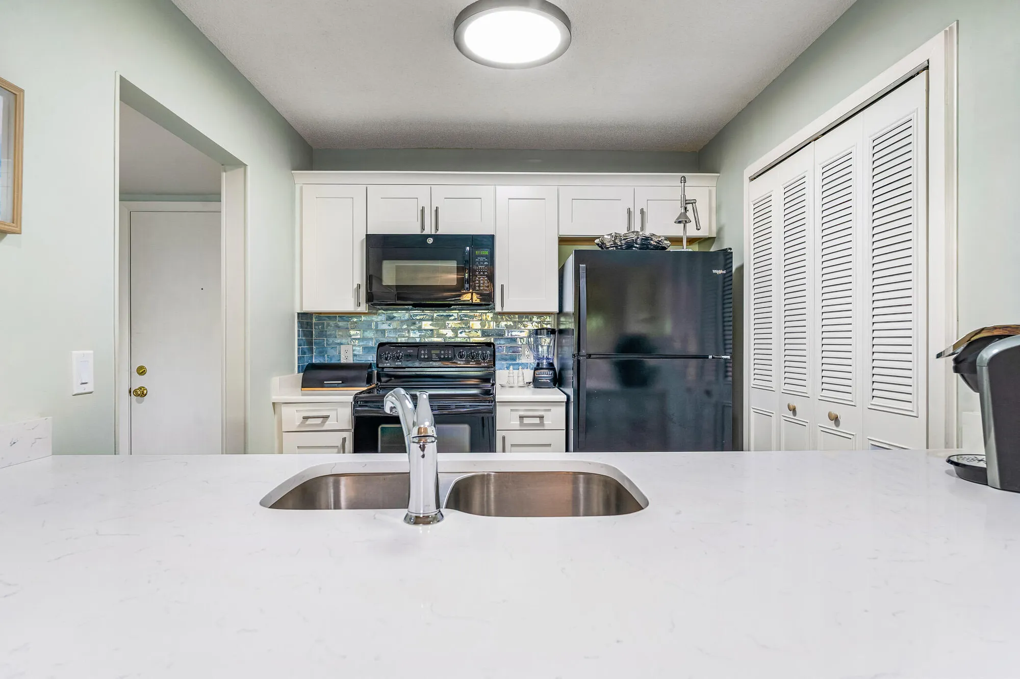 Property Slideshow image 21 of 59 | 28 plantation dr 204, Vero Beach, FL, 32966