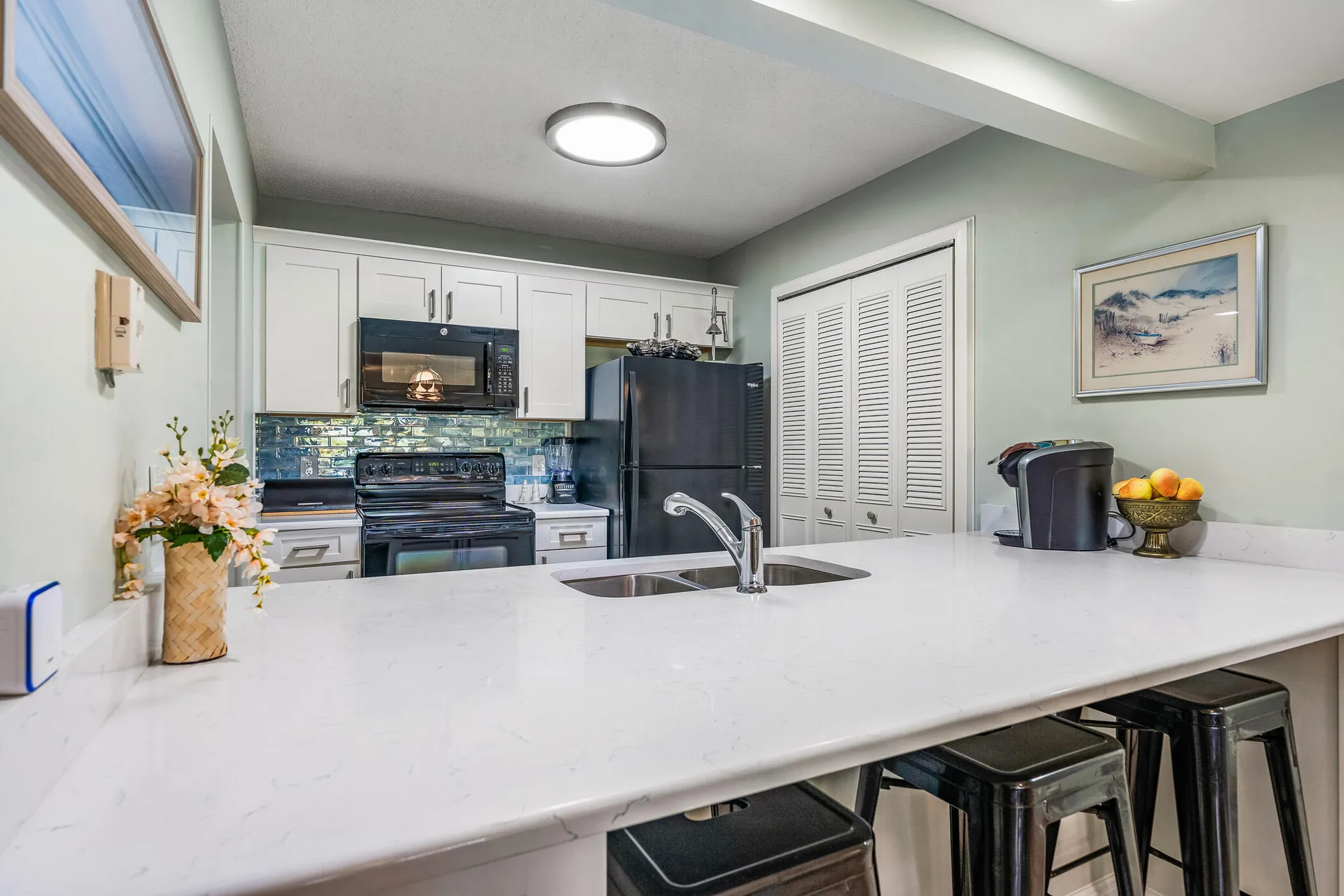 Property Slideshow image 22 of 59 | 28 plantation dr 204, Vero Beach, FL, 32966