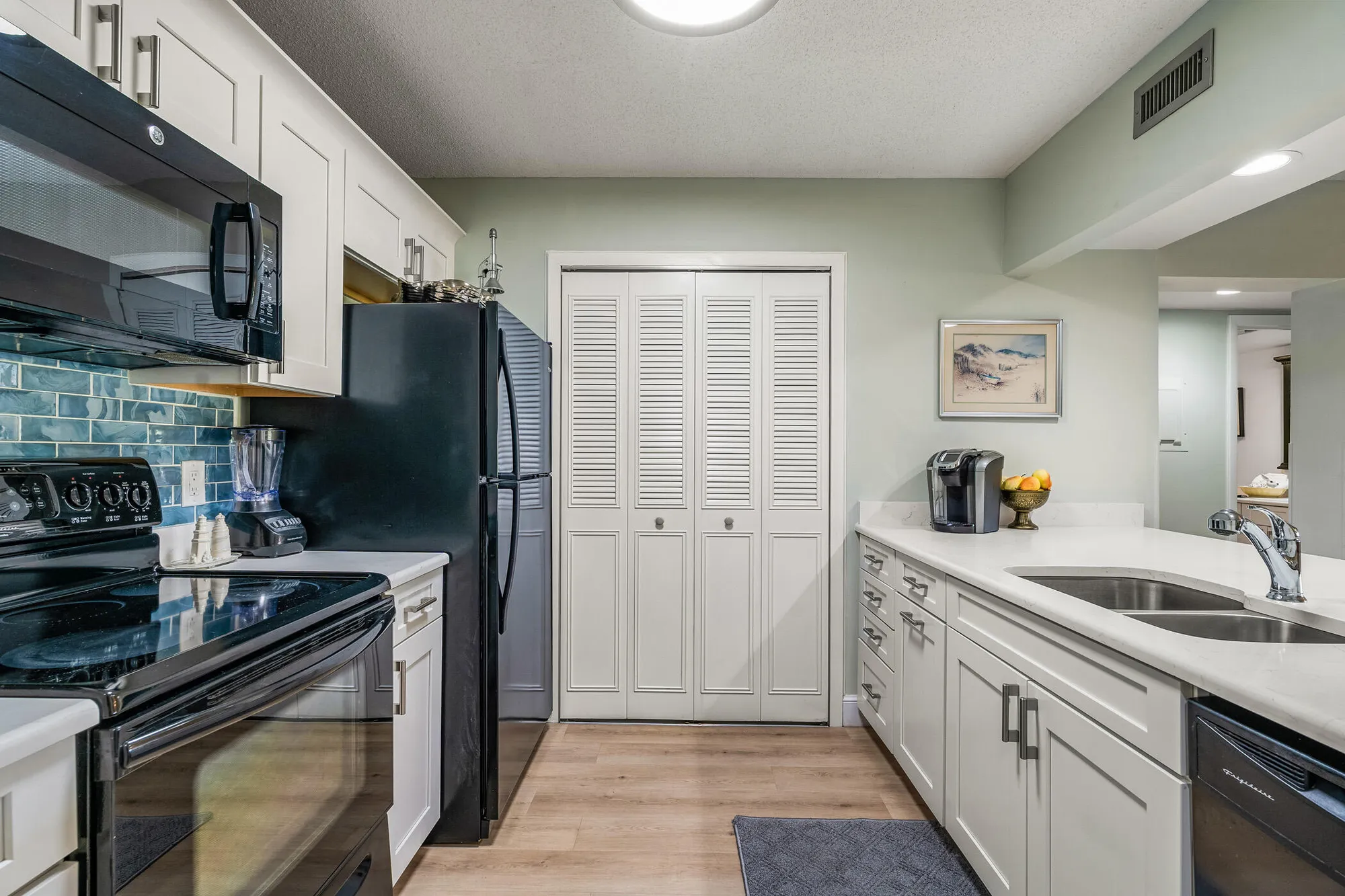 Property Slideshow image 23 of 59 | 28 plantation dr 204, Vero Beach, FL, 32966