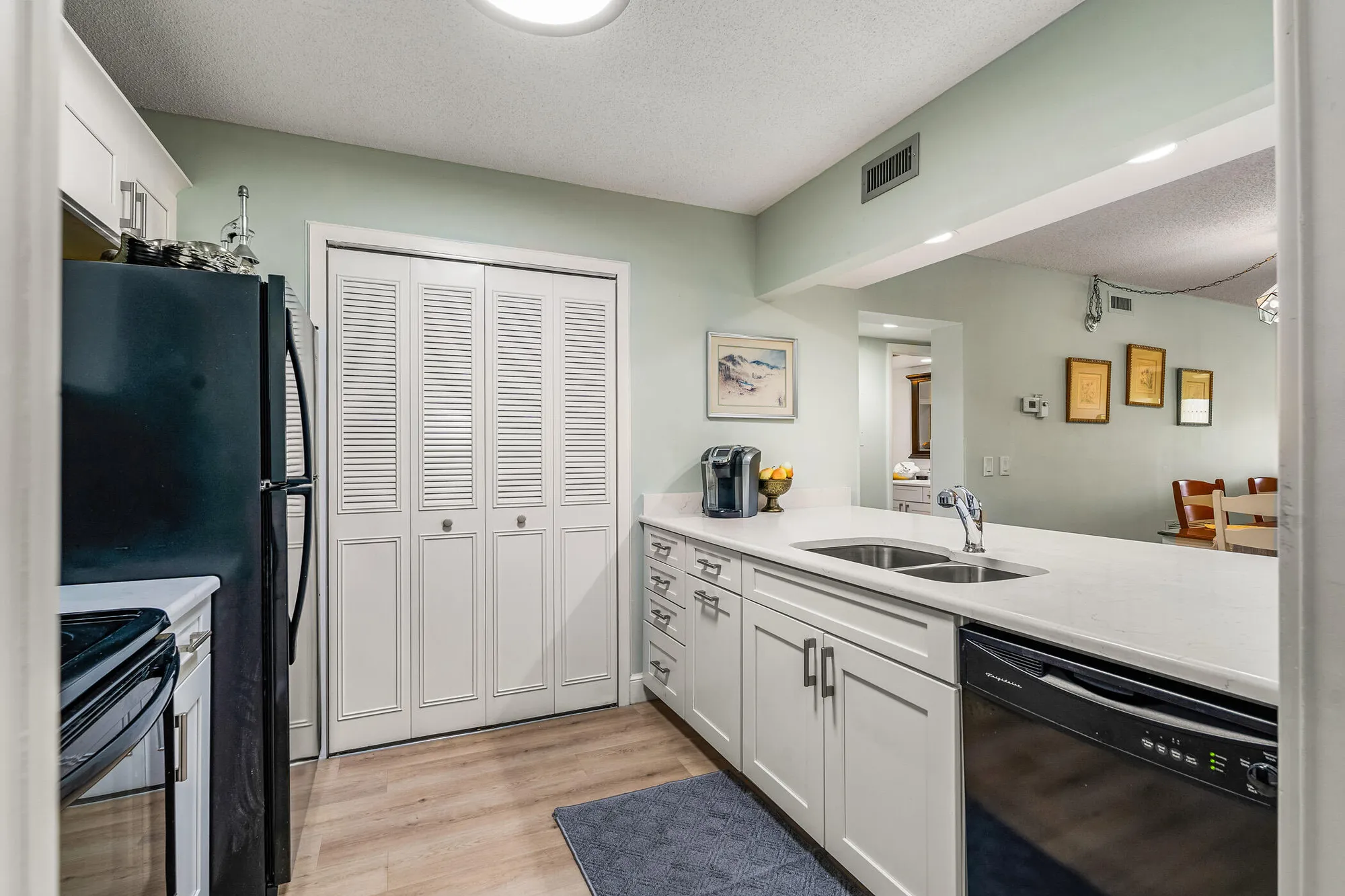 Property Slideshow image 24 of 59 | 28 plantation dr 204, Vero Beach, FL, 32966