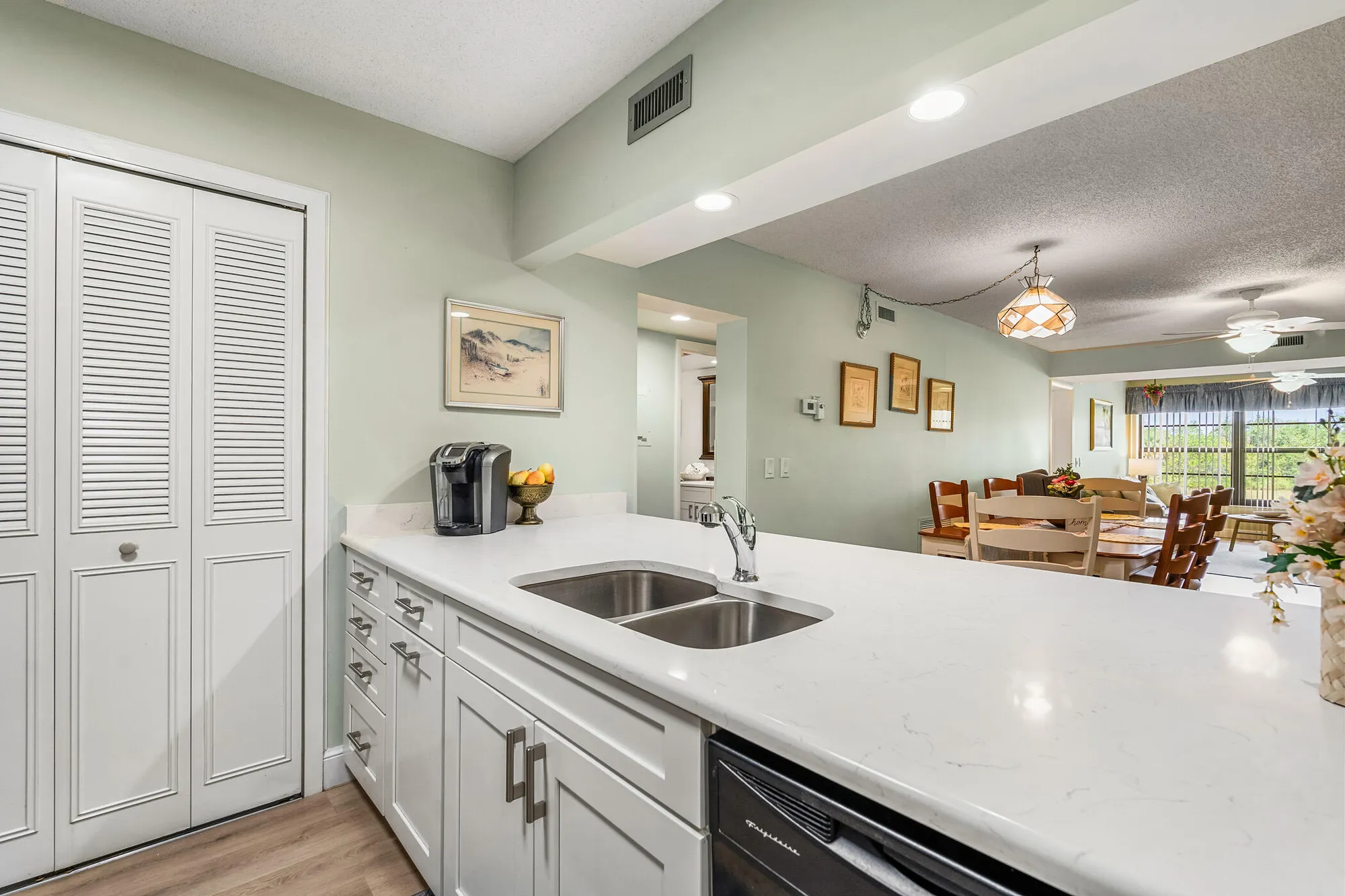 Property Slideshow image 25 of 59 | 28 plantation dr 204, Vero Beach, FL, 32966