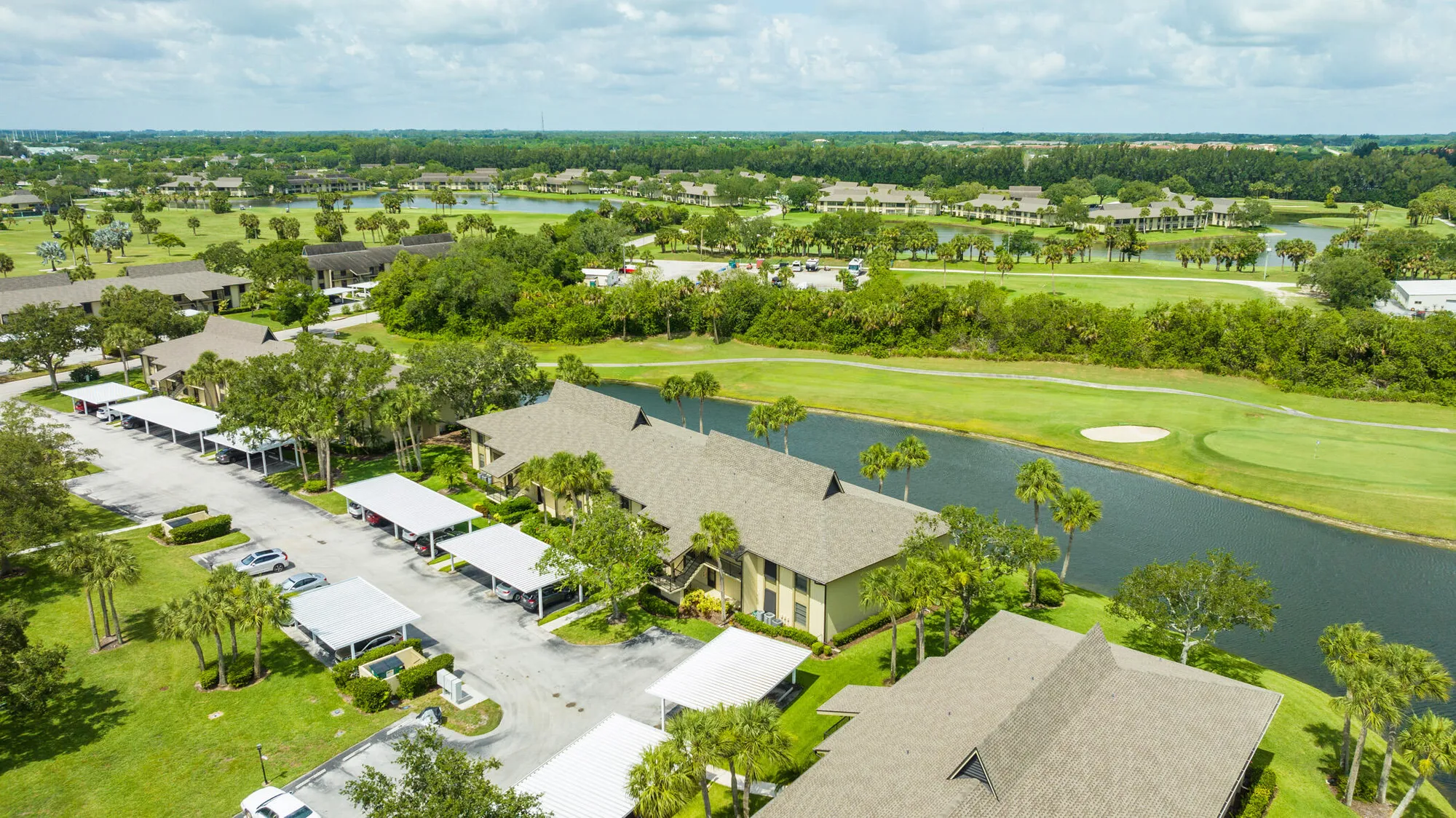 Property Slideshow image 41 of 59 | 28 plantation dr 204, Vero Beach, FL, 32966