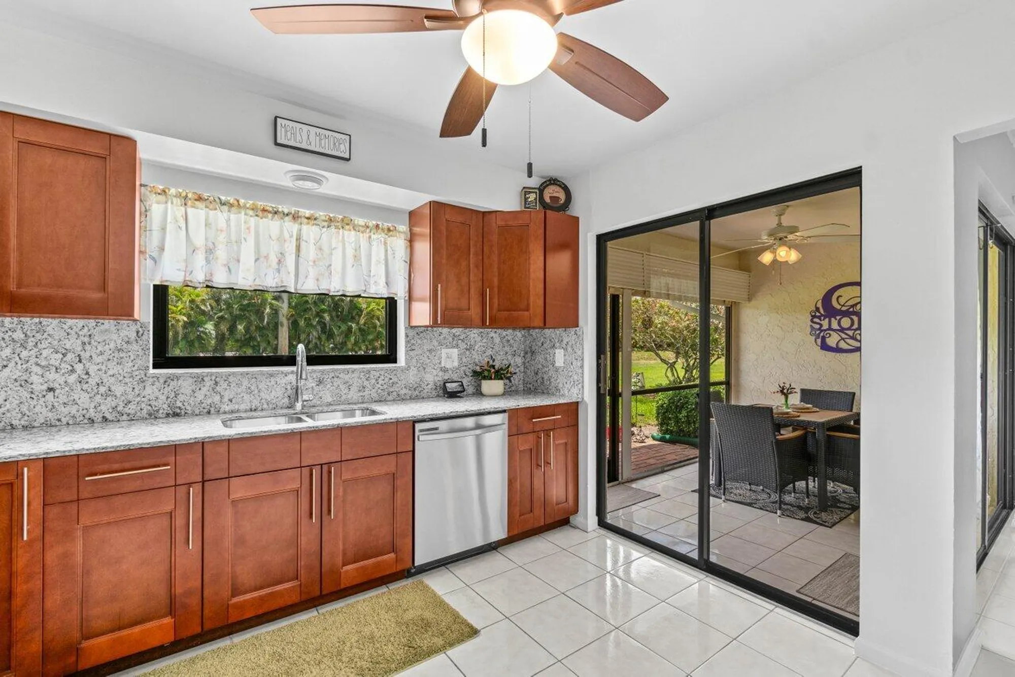 Property Slideshow image 9 of 35 | 4260 mango tree ct b, Boynton Beach, FL, 33436