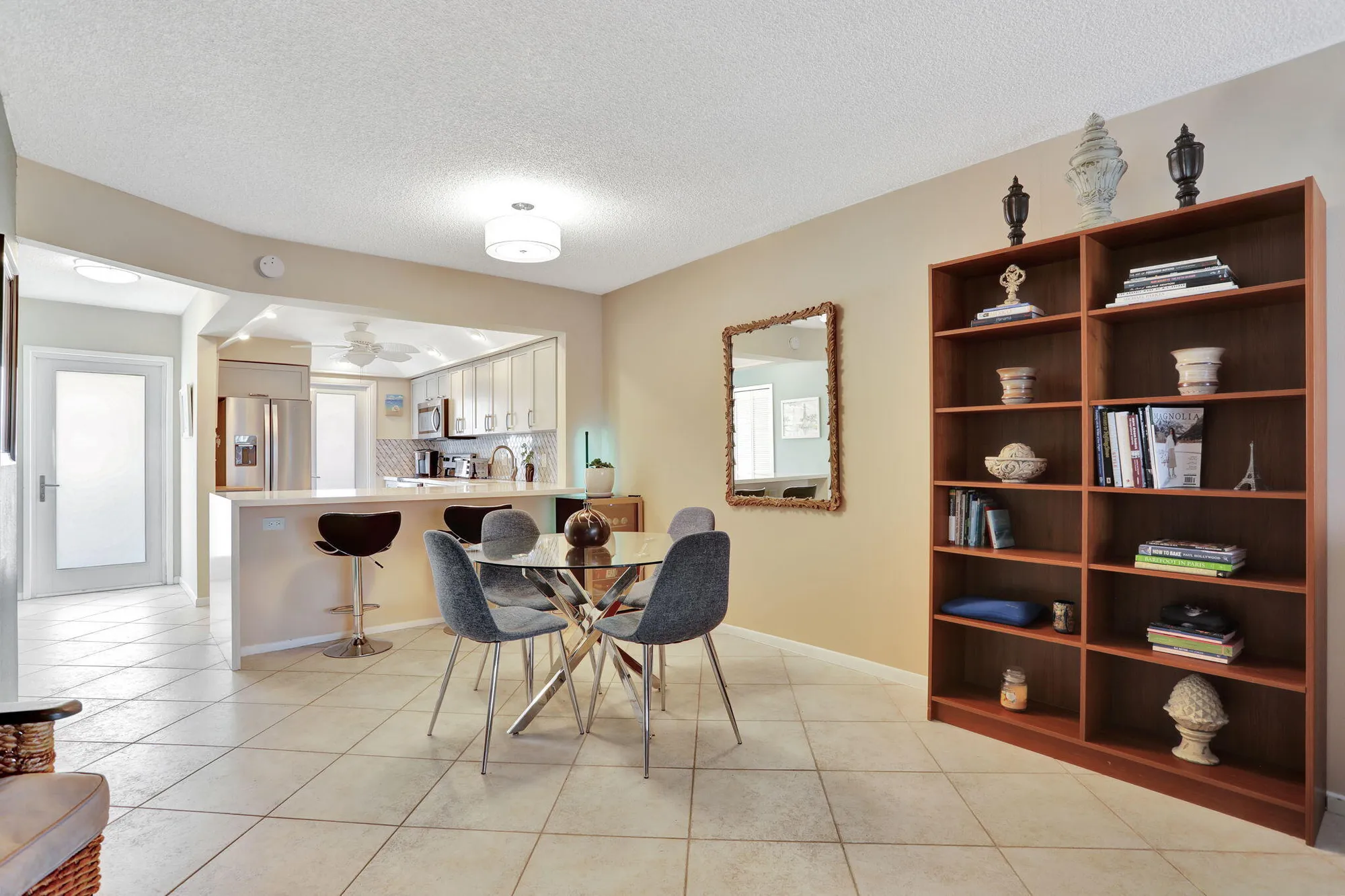 Property Slideshow image 10 of 33 | 2731 ne 14th street cswy 702, Pompano Beach, FL, 33062