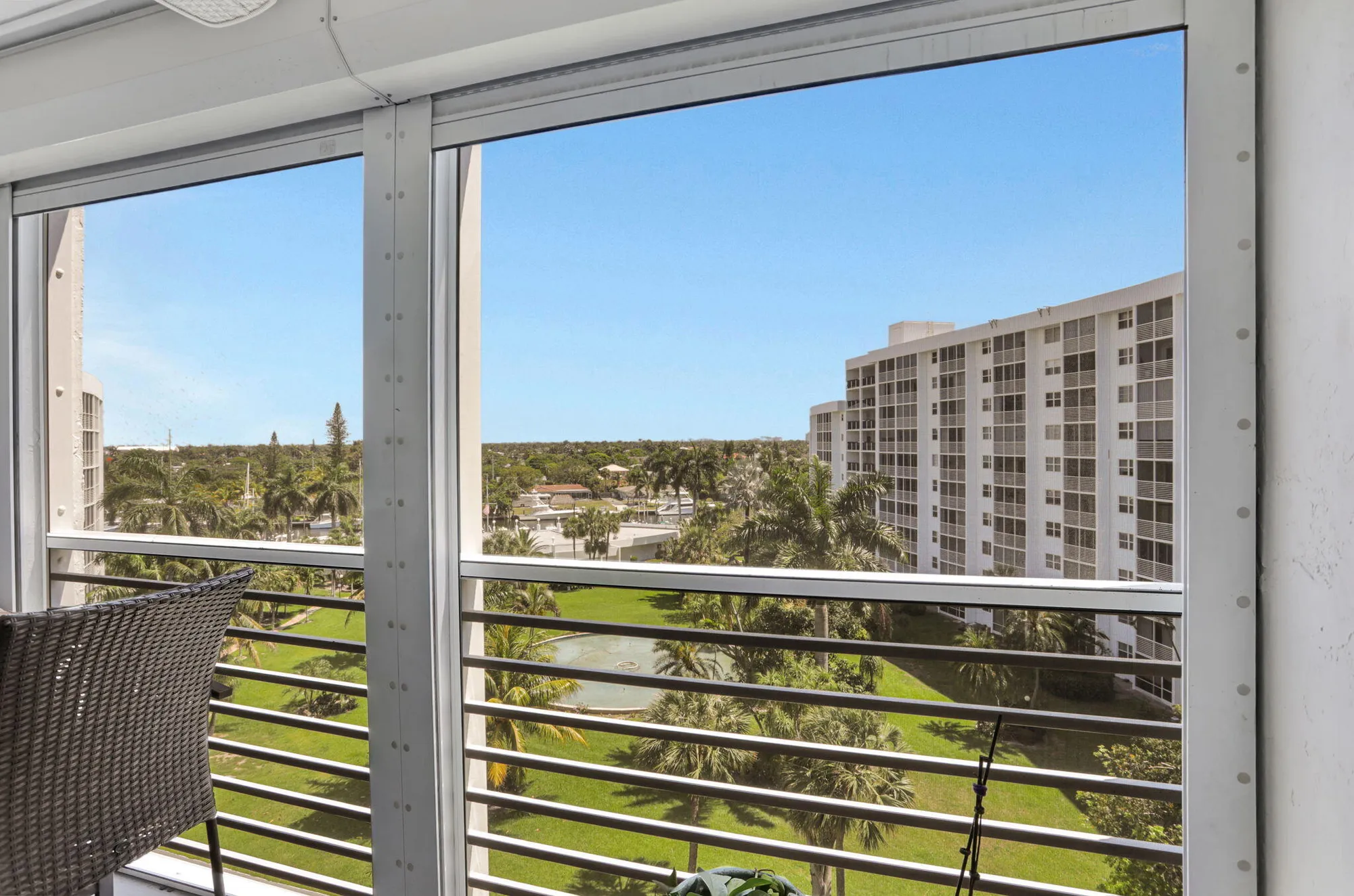 Property Slideshow image 23 of 33 | 2731 ne 14th street cswy 702, Pompano Beach, FL, 33062