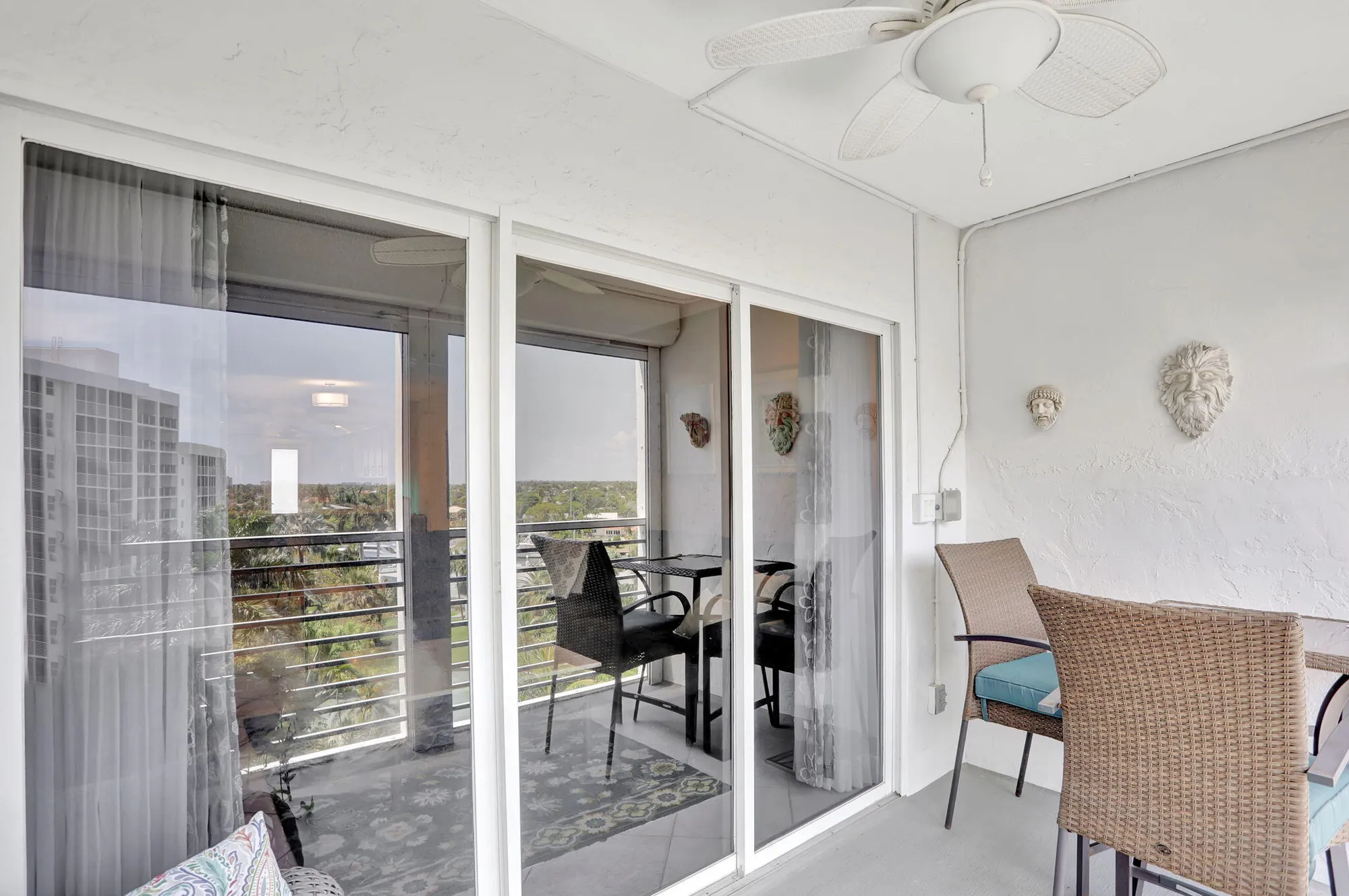 Property Slideshow image 26 of 33 | 2731 ne 14th street cswy 702, Pompano Beach, FL, 33062