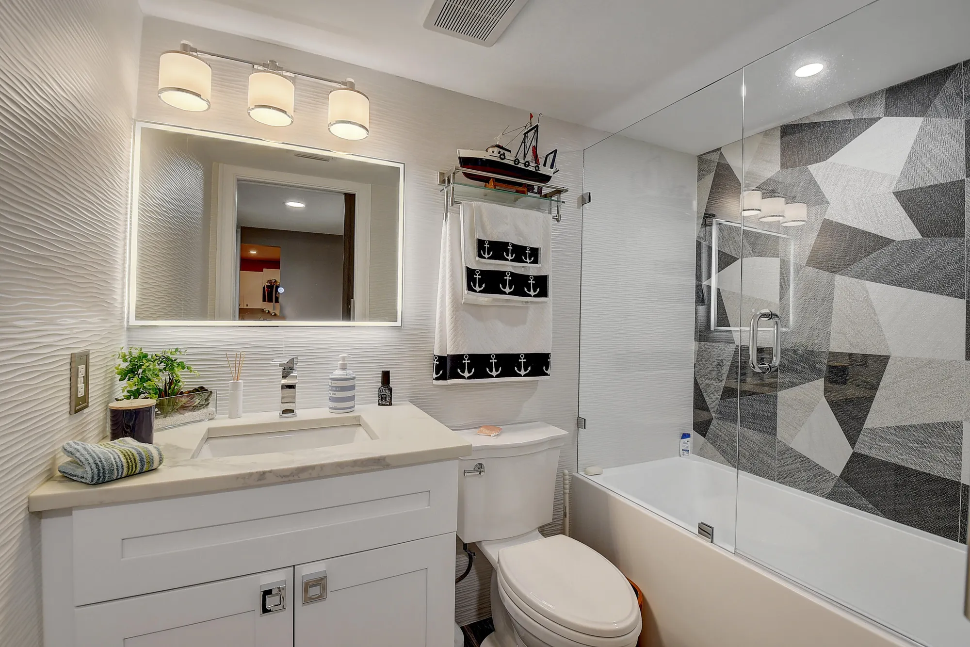 Property Slideshow image 20 of 30 | 9692 sills dr 103, Boynton Beach, FL, 33437