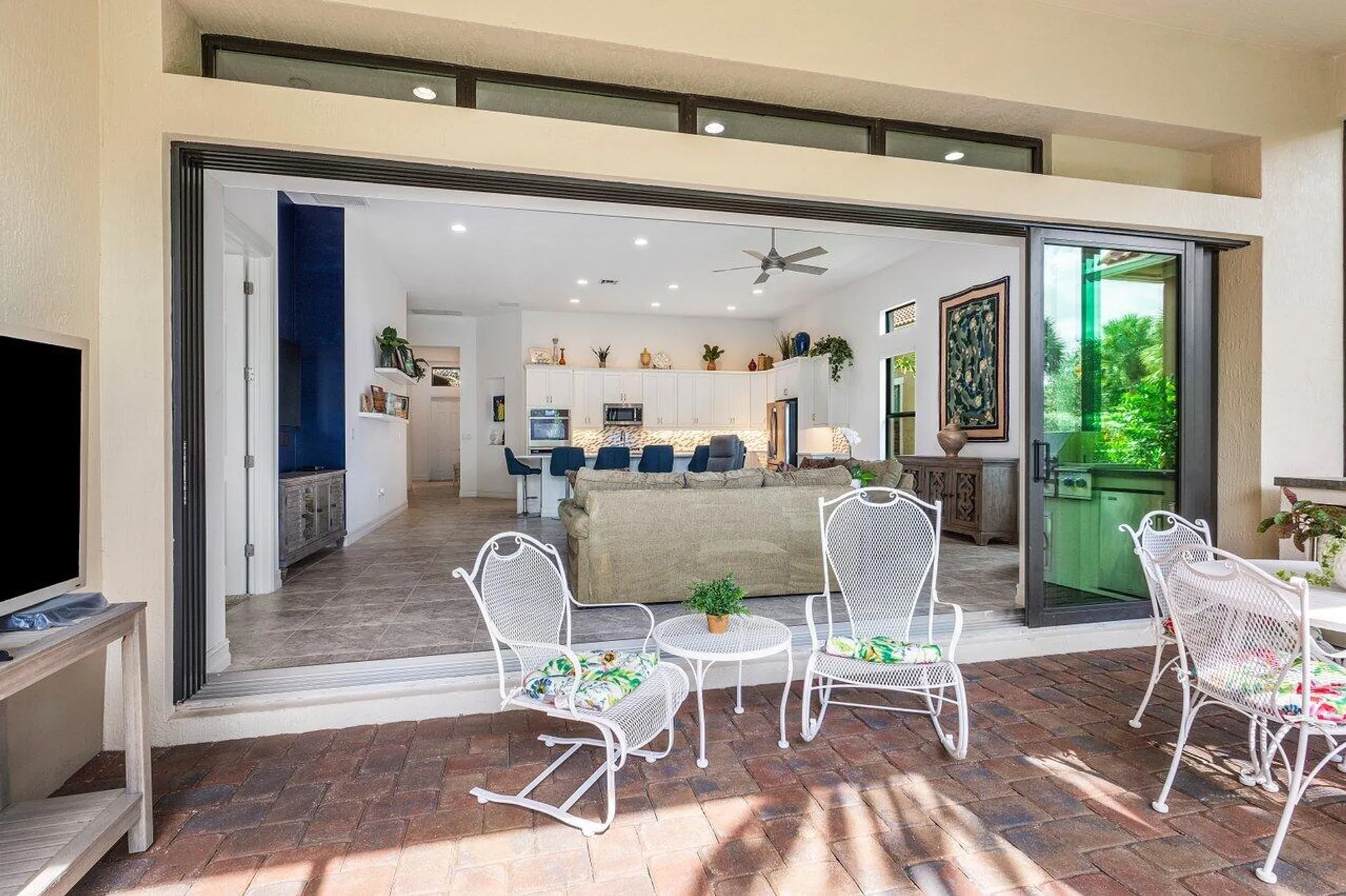 Property Slideshow image 25 of 48 | 9088 leon cir, Parkland, FL, 33076