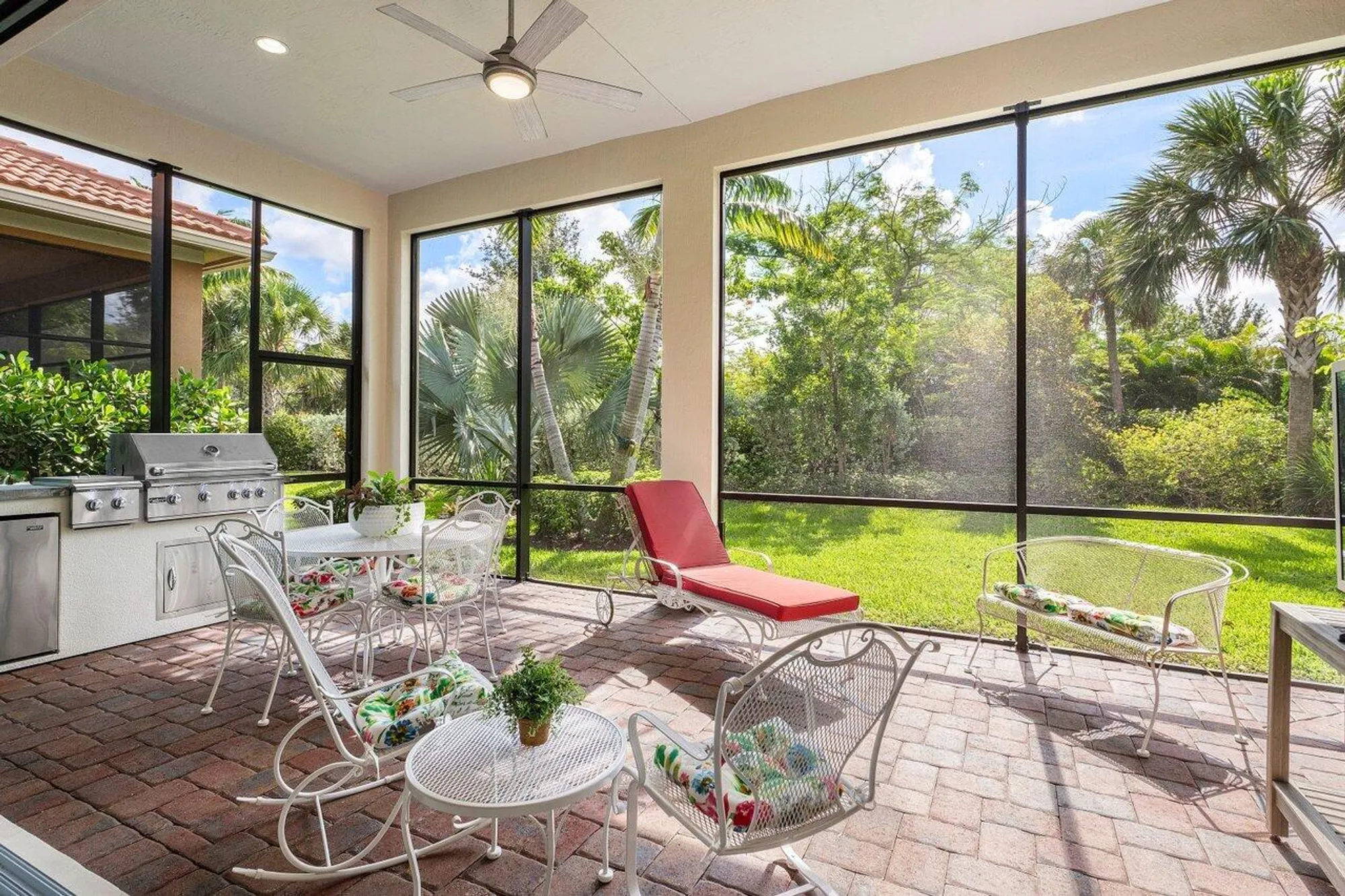 Property Slideshow image 26 of 48 | 9088 leon cir, Parkland, FL, 33076