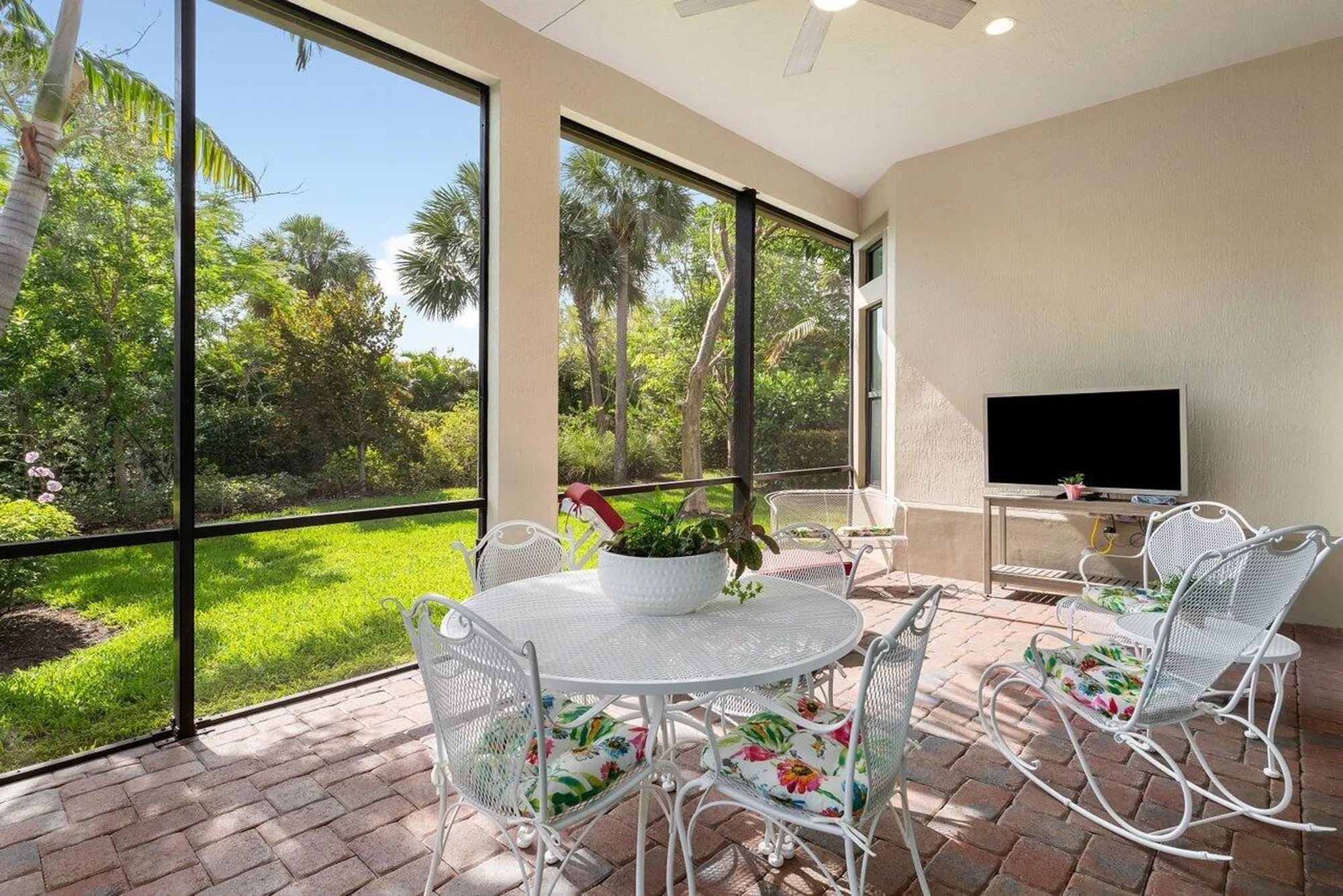 Property Slideshow image 27 of 48 | 9088 leon cir, Parkland, FL, 33076