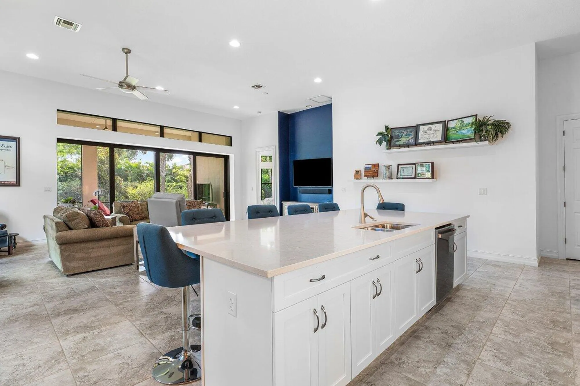 Property Slideshow image 8 of 48 | 9088 leon cir, Parkland, FL, 33076