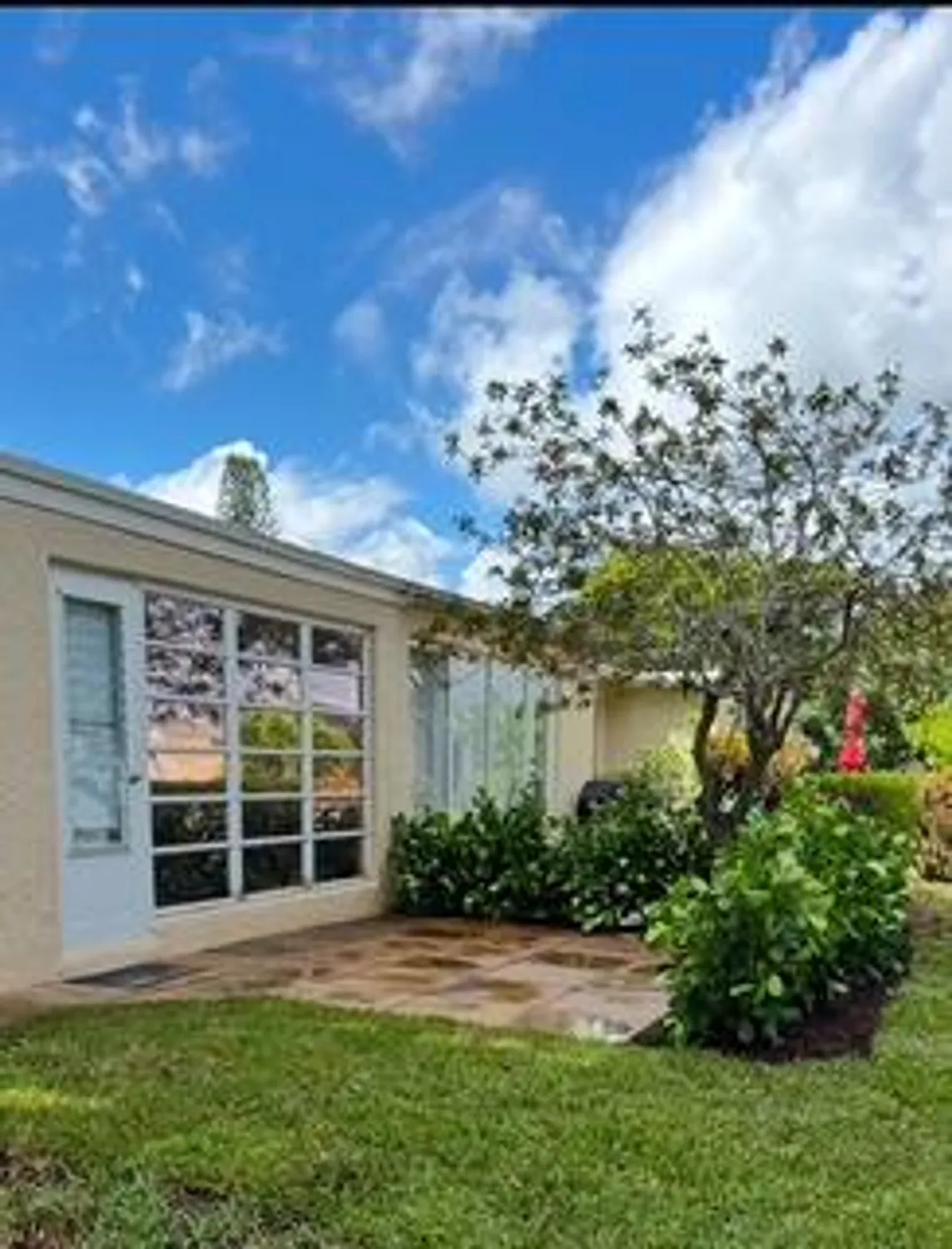 Property Slideshow image 9 of 12 | 13725 flora pl d, Delray Beach, FL, 33484