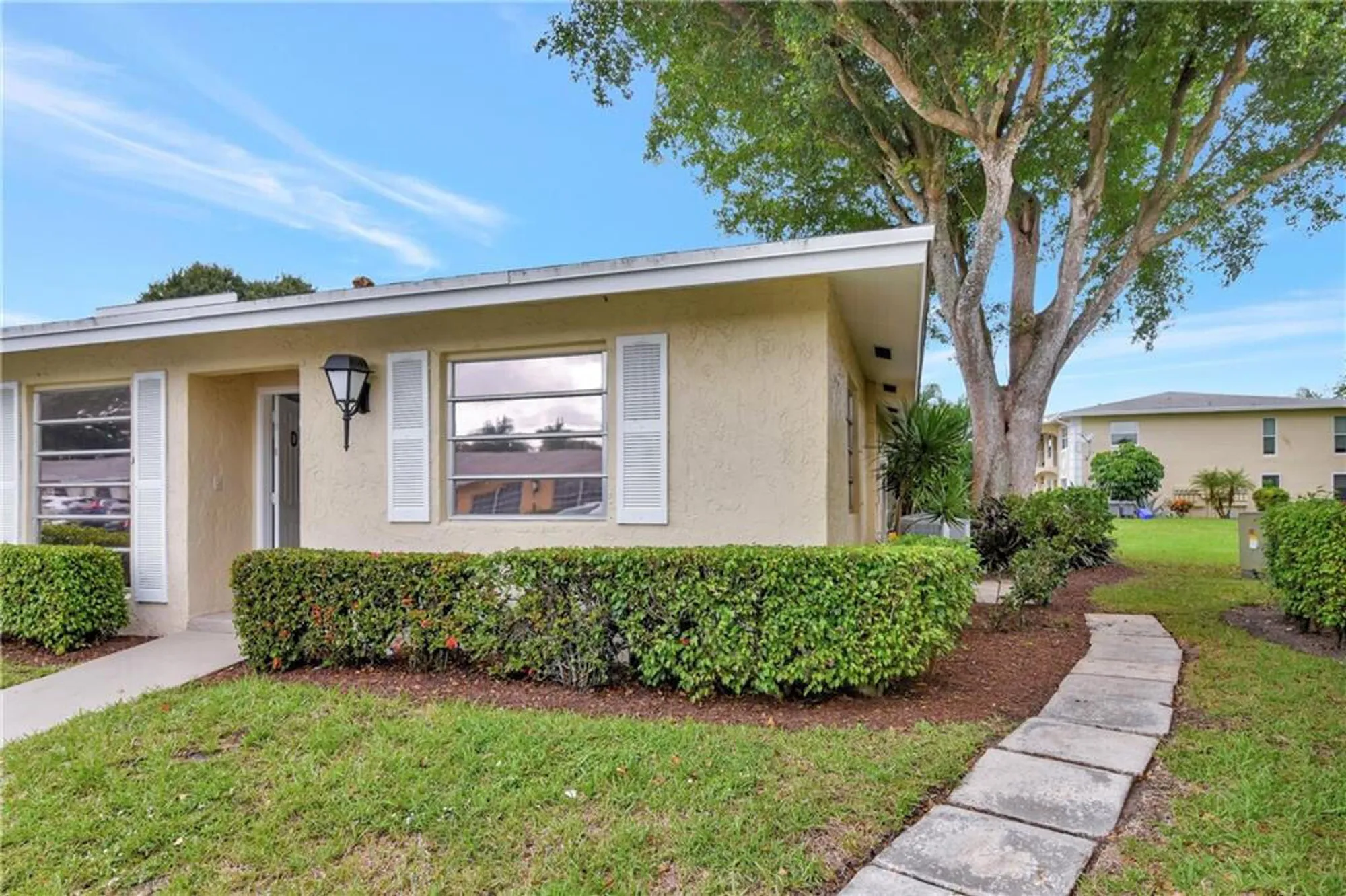 Property Slideshow image 12 of 12 | 13725 flora pl d, Delray Beach, FL, 33484