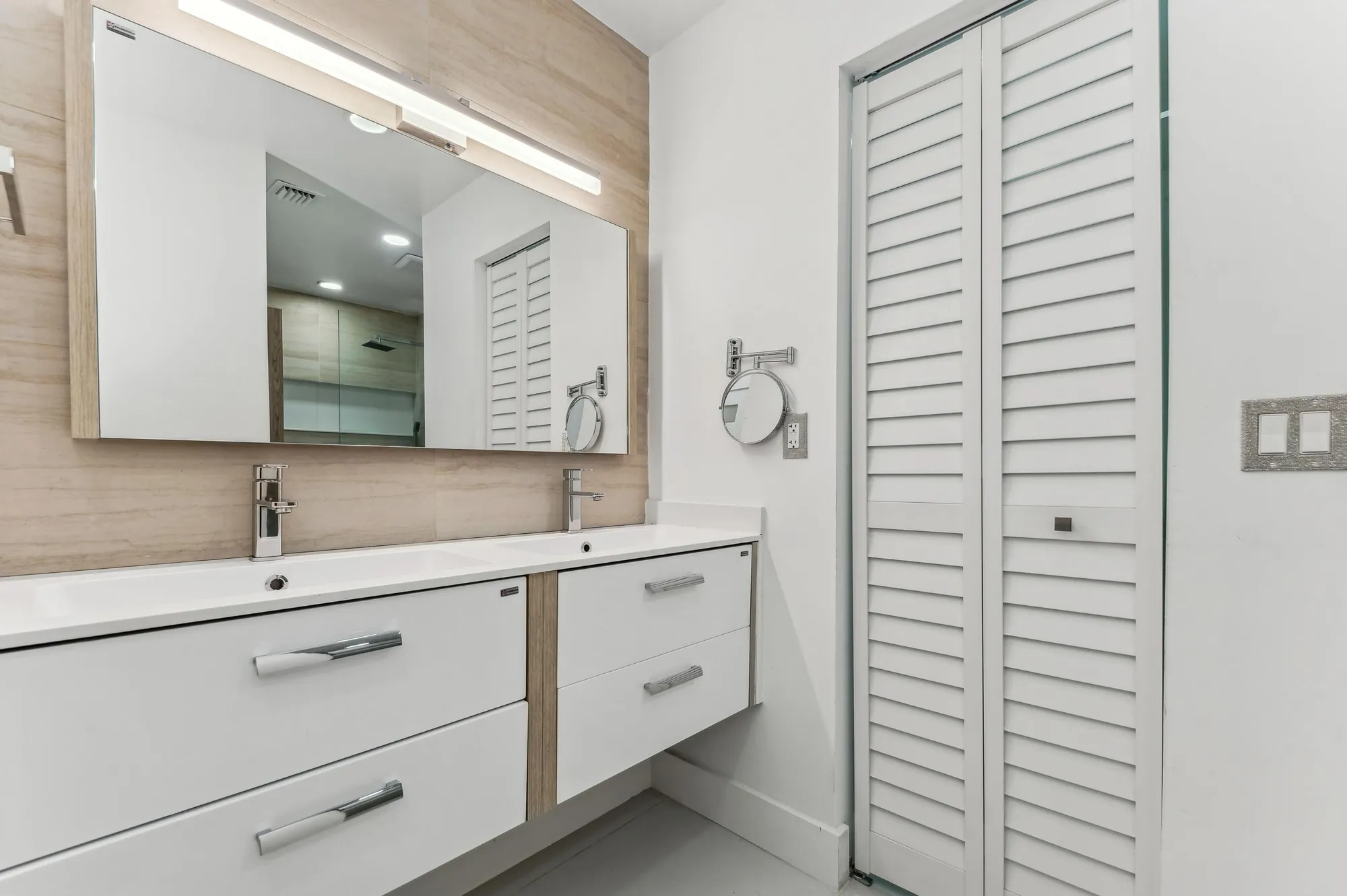 Property Slideshow image 5 of 12 | 13725 flora pl d, Delray Beach, FL, 33484