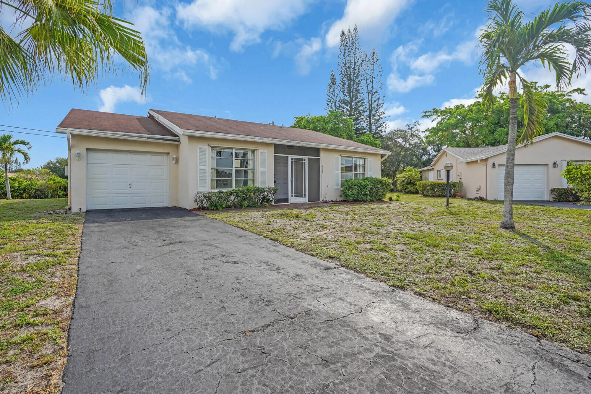 Property Slideshow image 3 of 21 | 6113 rainbow cir, Greenacres, FL, 33463