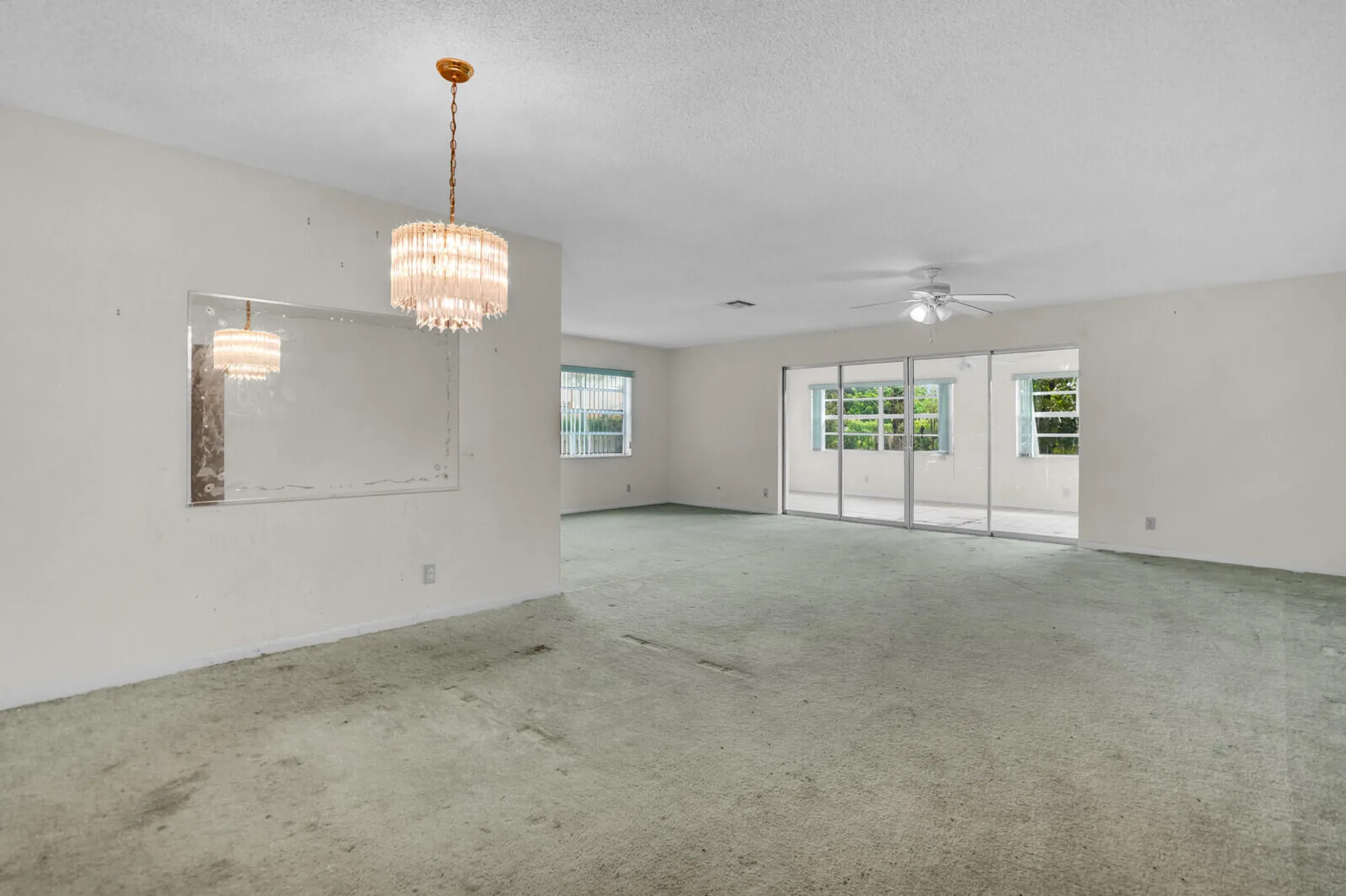 Property Slideshow image 6 of 21 | 6113 rainbow cir, Greenacres, FL, 33463