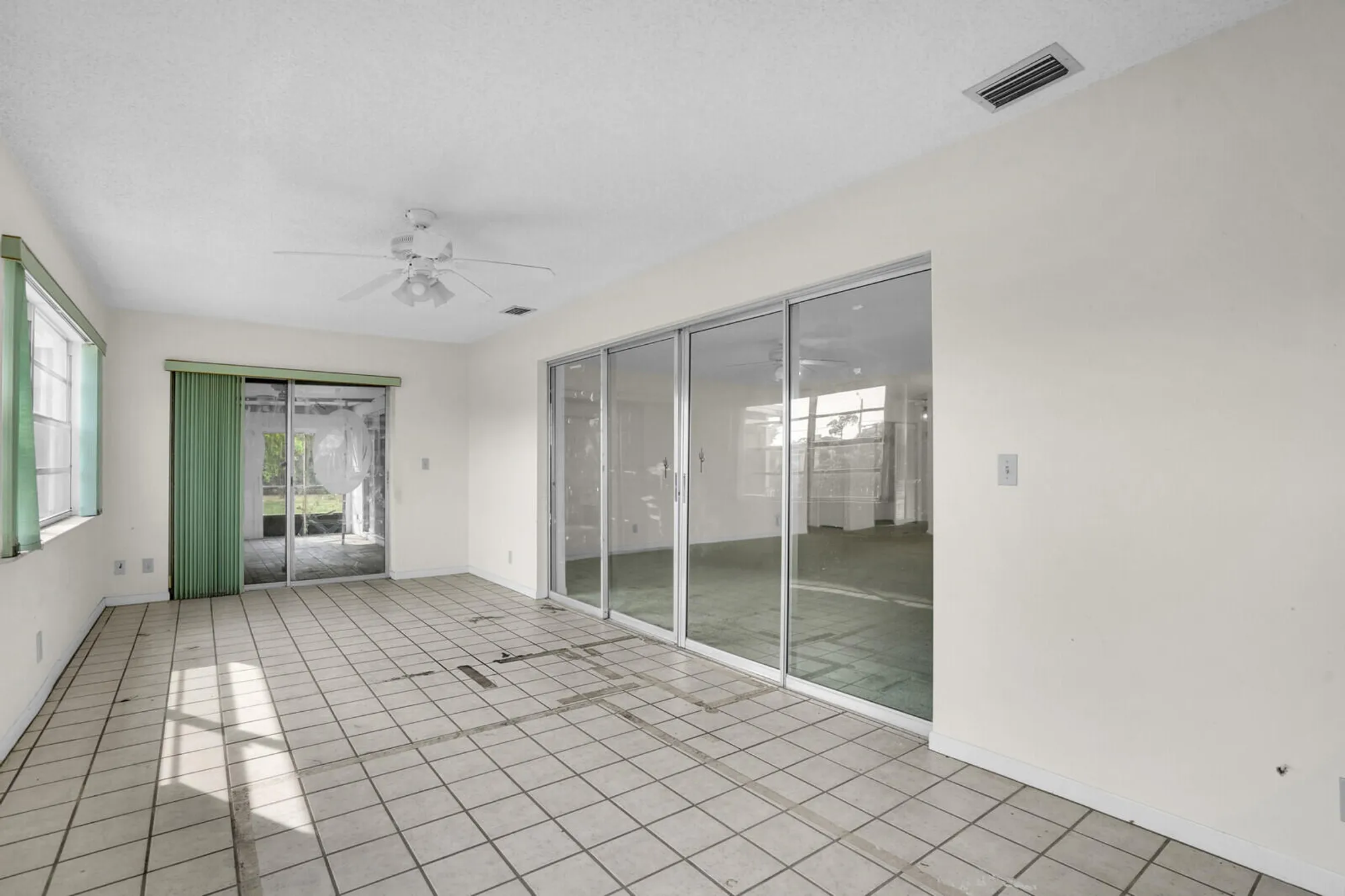 Property Slideshow image 20 of 21 | 6113 rainbow cir, Greenacres, FL, 33463