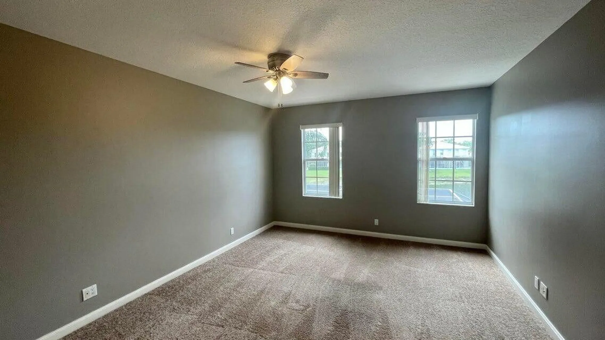 Property Slideshow image 11 of 20 | 2039 tarpon lake way, West Palm Beach, FL, 33411