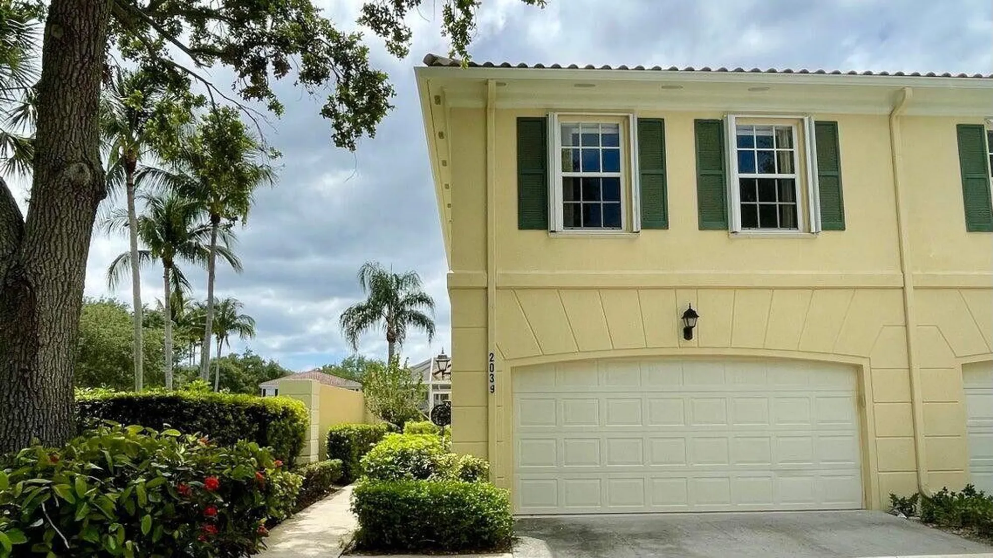 Property Slideshow image 1 of 20 | 2039 tarpon lake way, West Palm Beach, FL, 33411