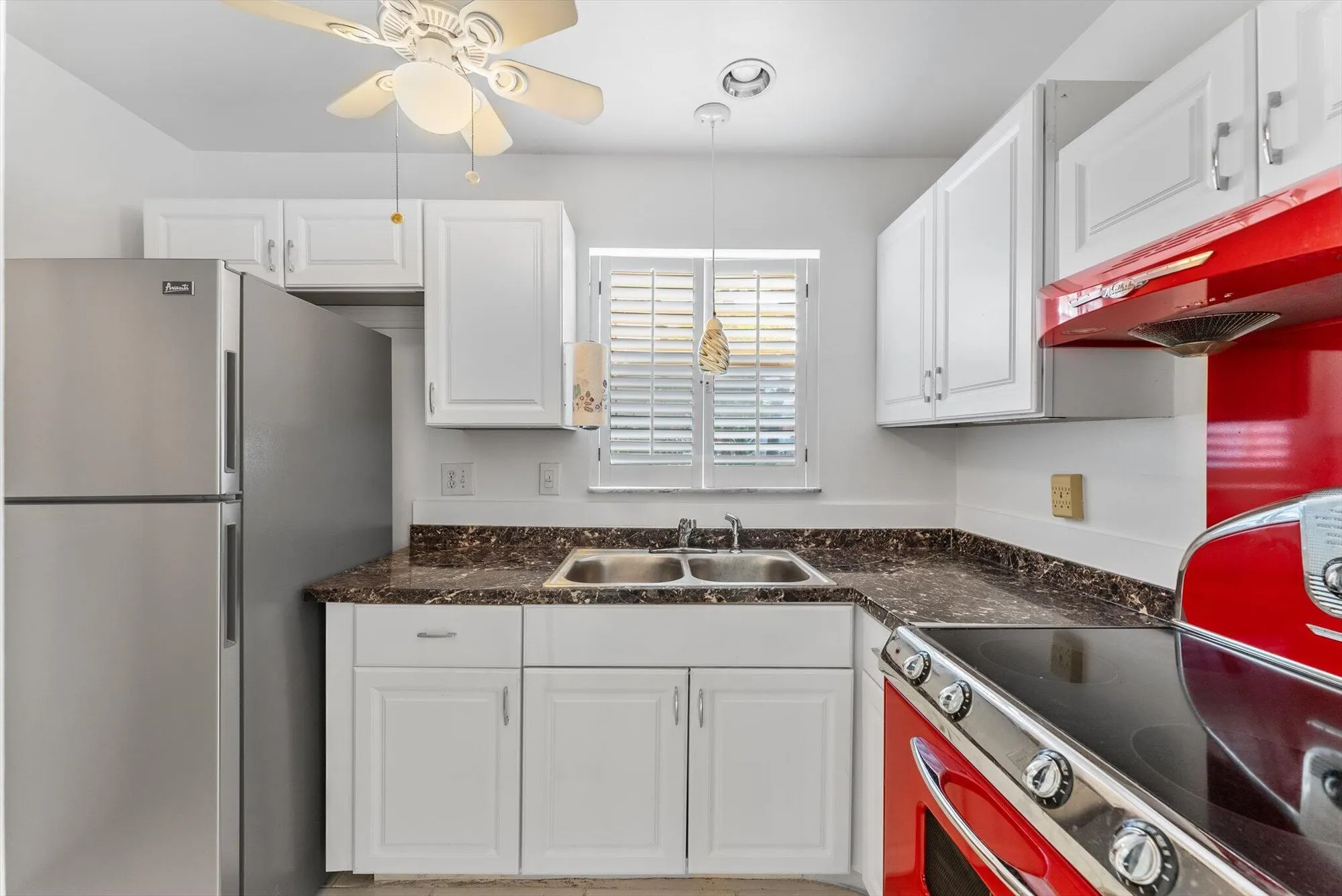 Property Slideshow image 7 of 32 | 117 lake dora dr, West Palm Beach, FL, 33411