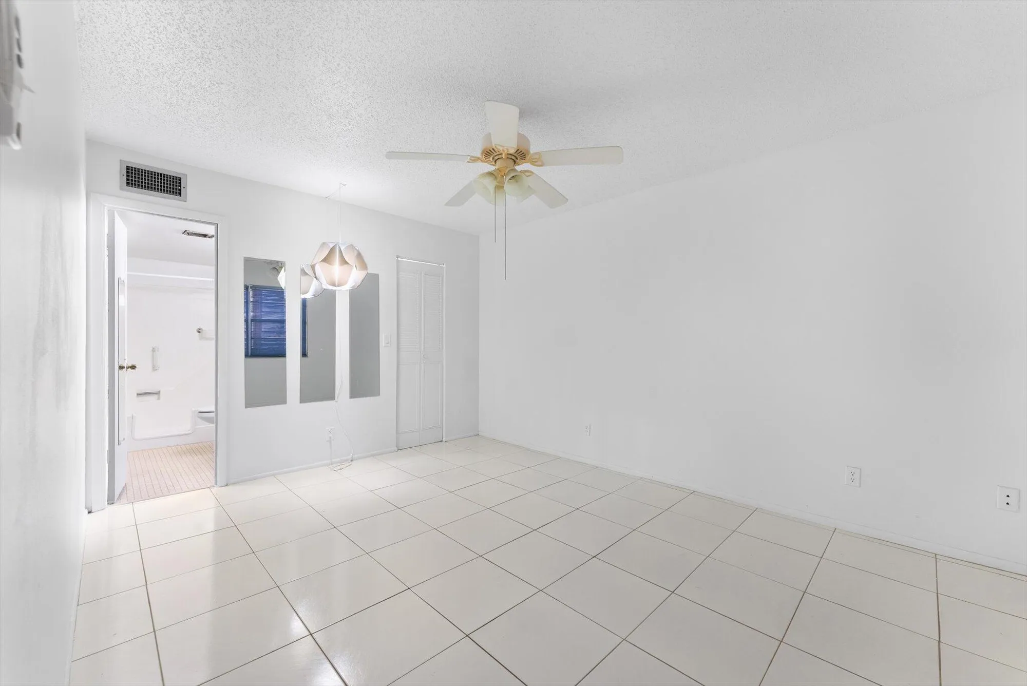 Property Slideshow image 10 of 32 | 117 lake dora dr, West Palm Beach, FL, 33411