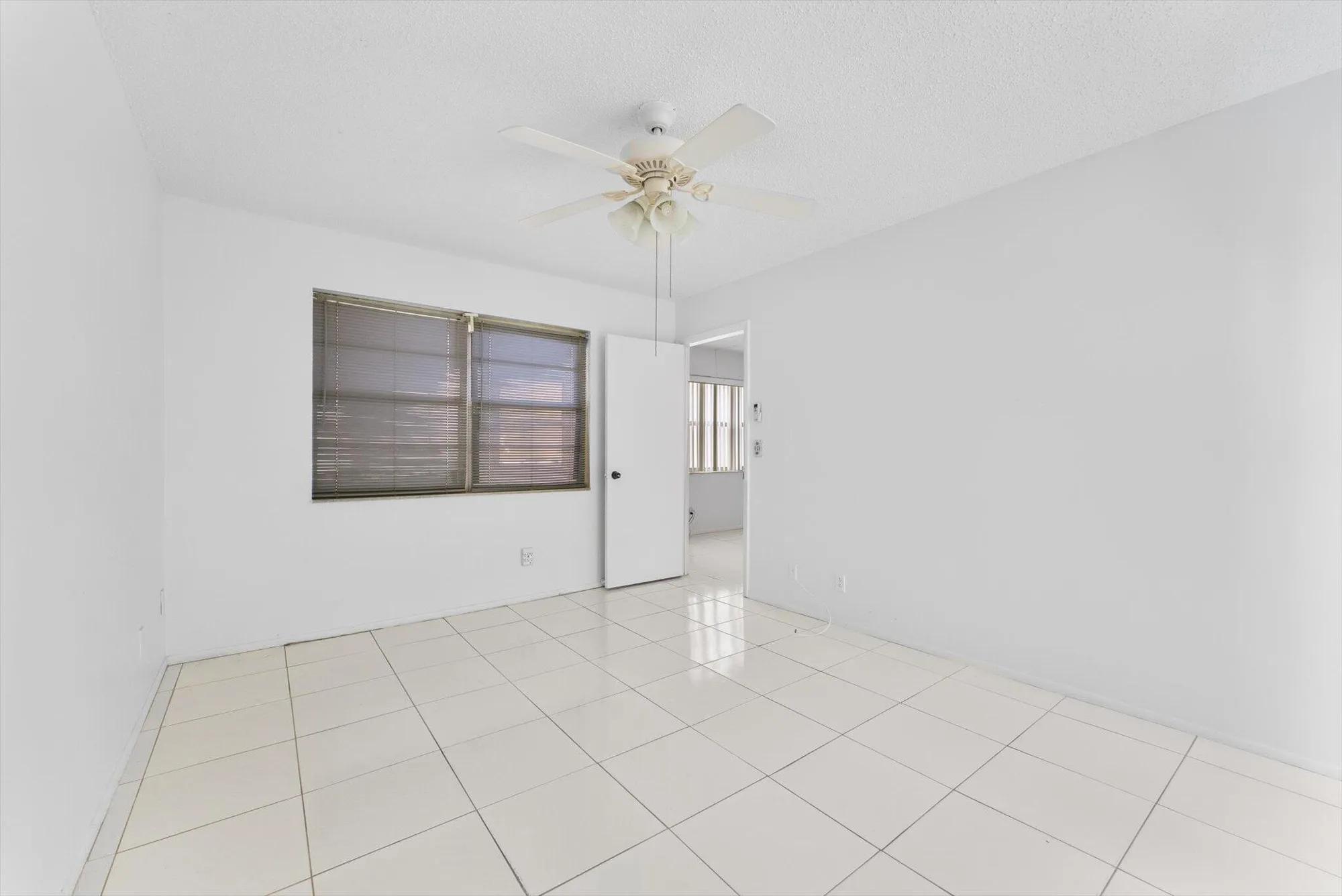 Property Slideshow image 11 of 32 | 117 lake dora dr, West Palm Beach, FL, 33411