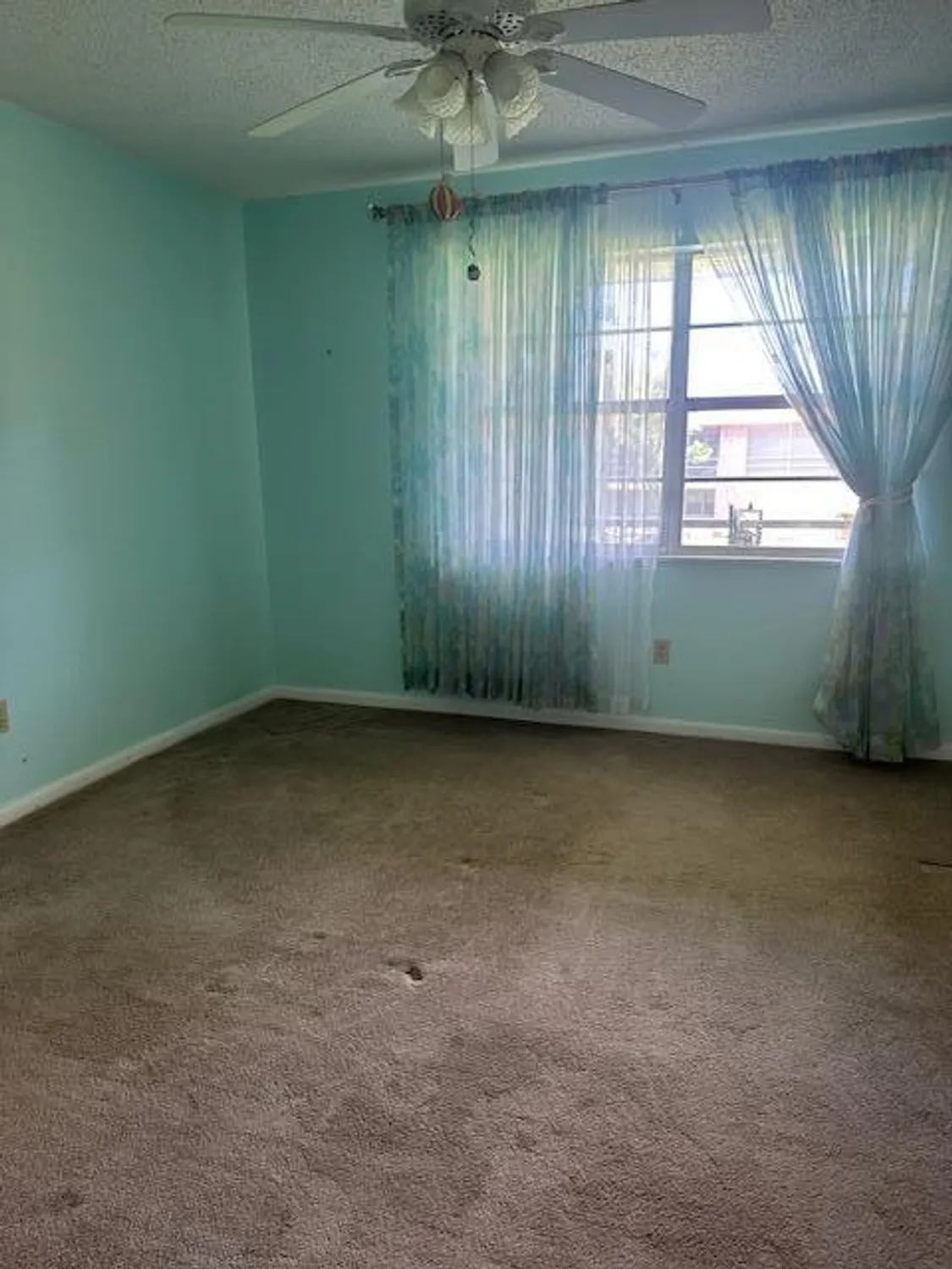 Property Slideshow image 8 of 49 | 1947 sw palm city rd g, Stuart, FL, 34994