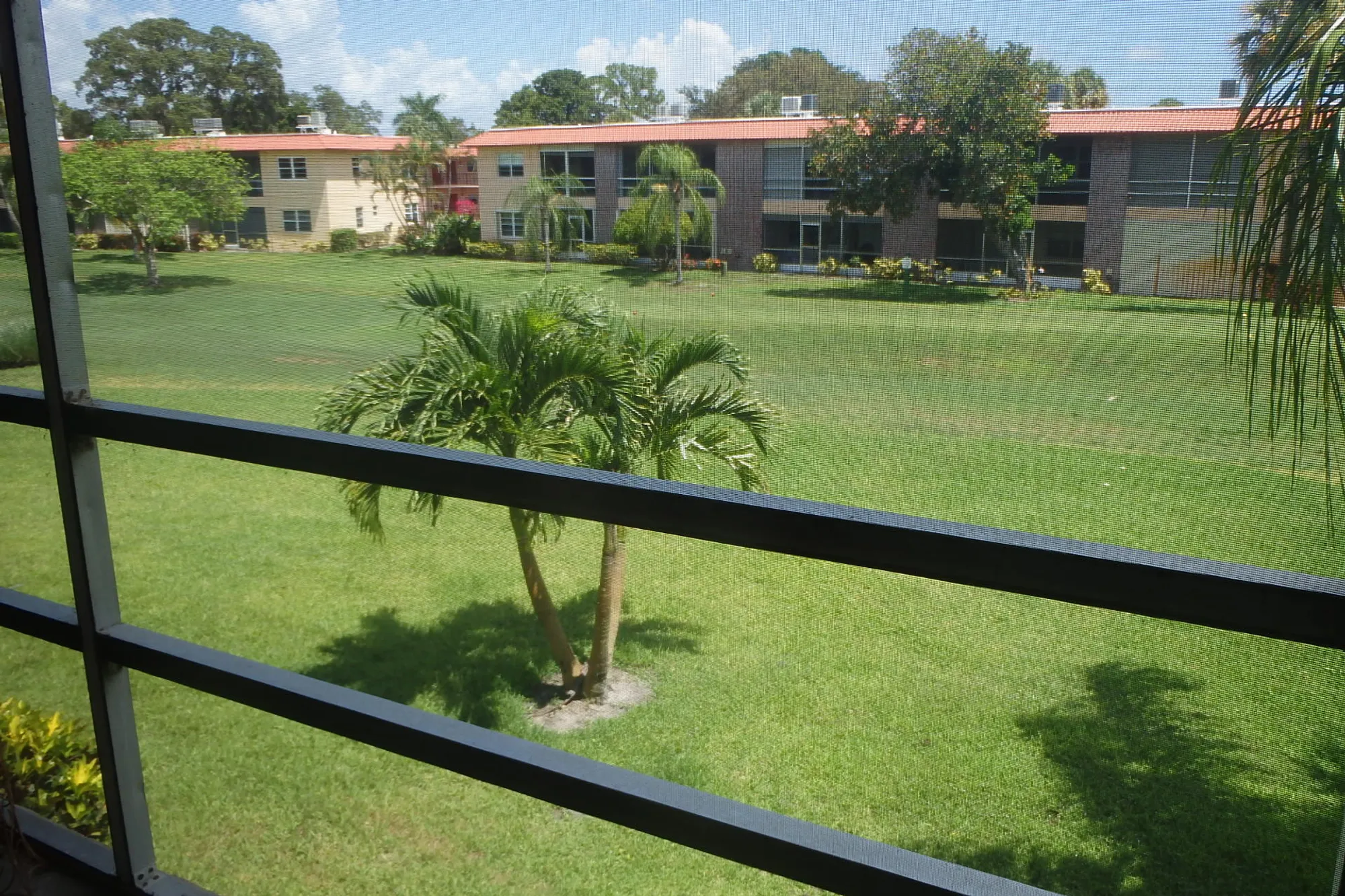 Property Slideshow image 3 of 49 | 1947 sw palm city rd g, Stuart, FL, 34994