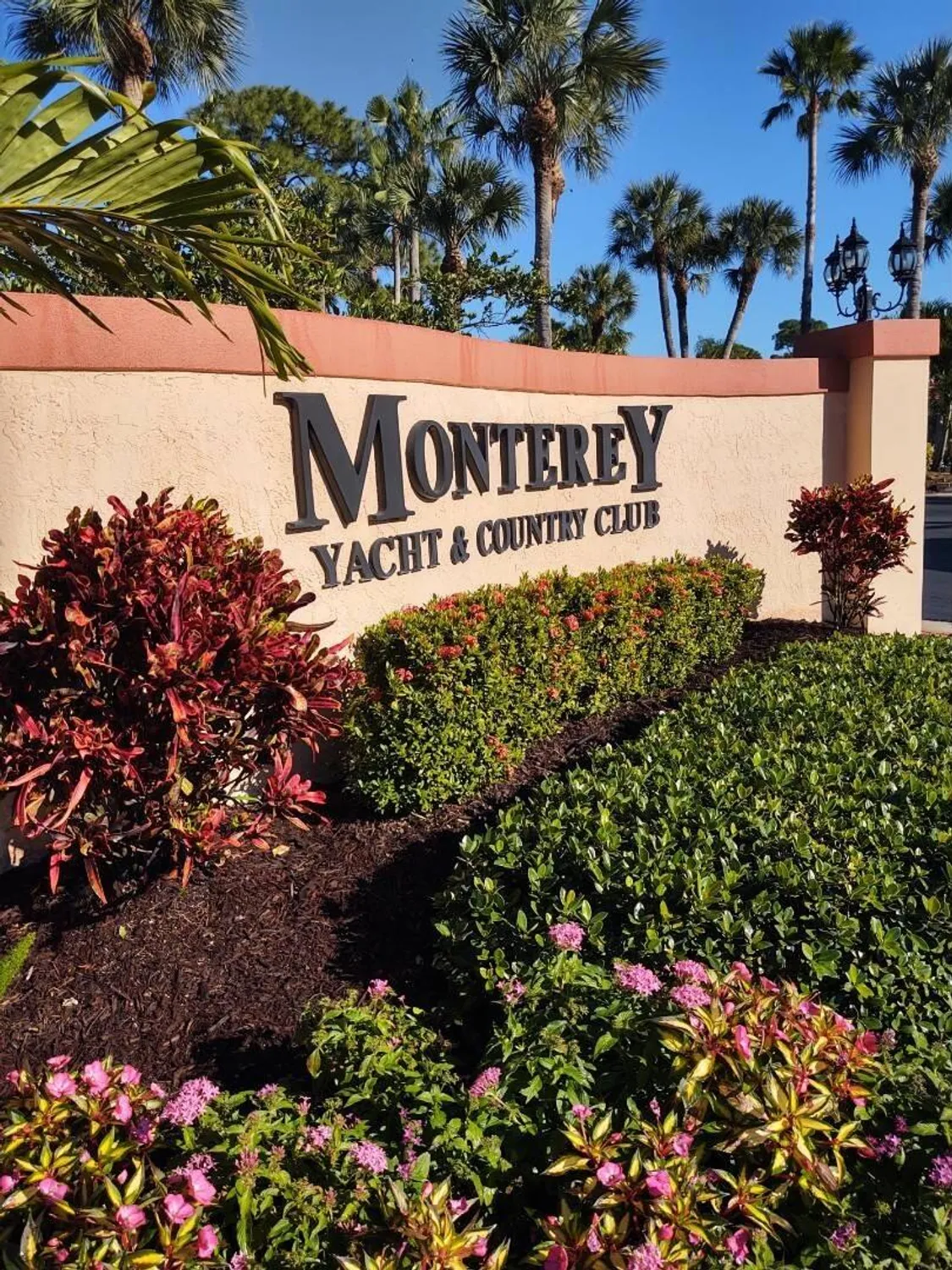 Property Slideshow image 38 of 49 | 1947 sw palm city rd g, Stuart, FL, 34994