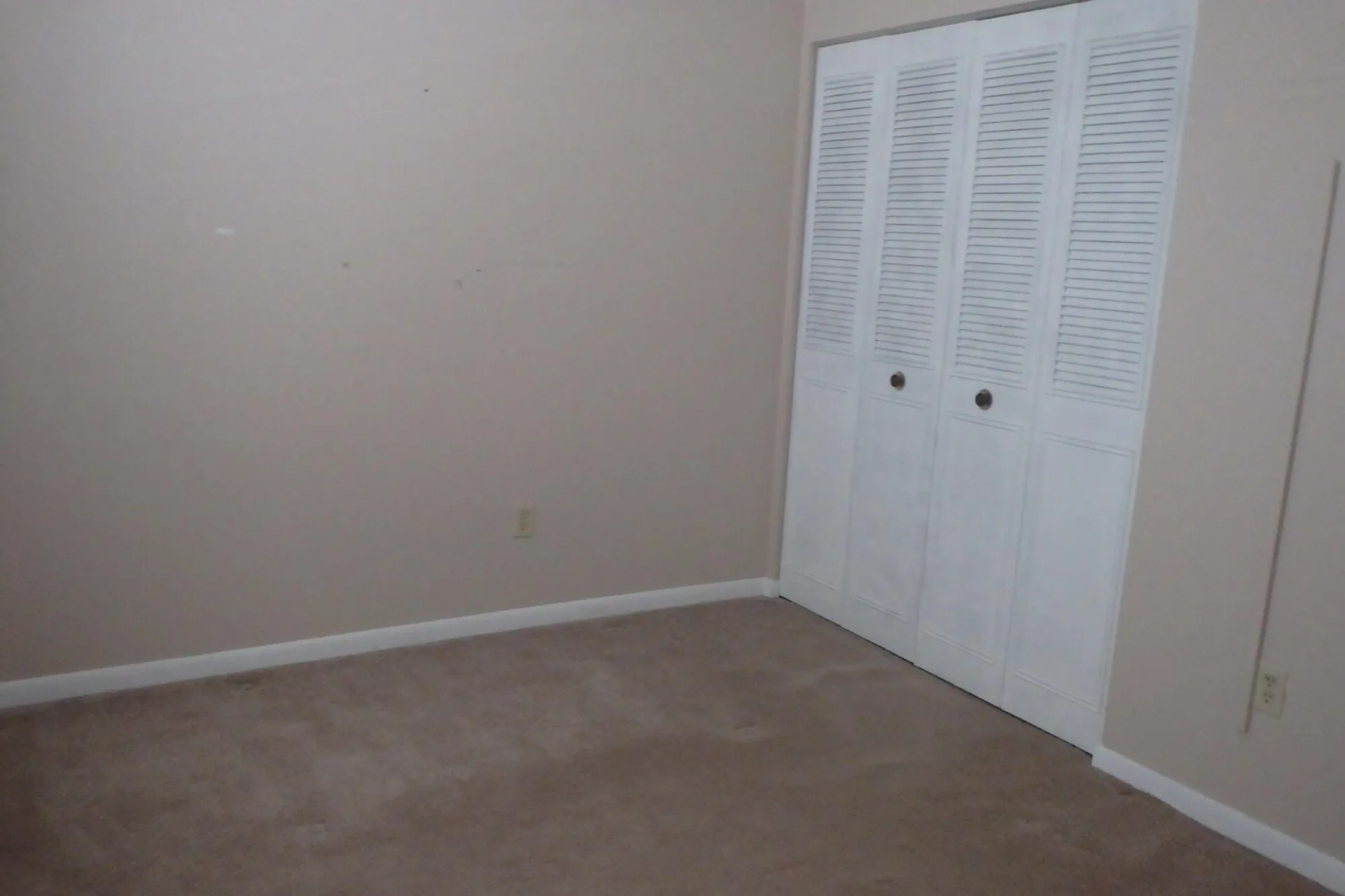 Property Slideshow image 7 of 49 | 1947 sw palm city rd g, Stuart, FL, 34994