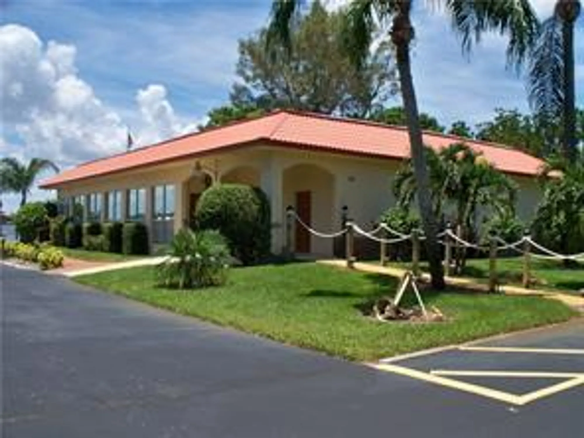 Property Slideshow image 26 of 49 | 1947 sw palm city rd g, Stuart, FL, 34994