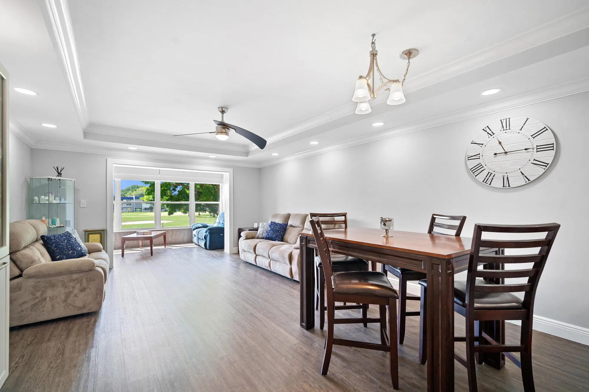 Property Slideshow image 10 of 31 | 1040 country club dr apt 203, Margate, FL, 33063